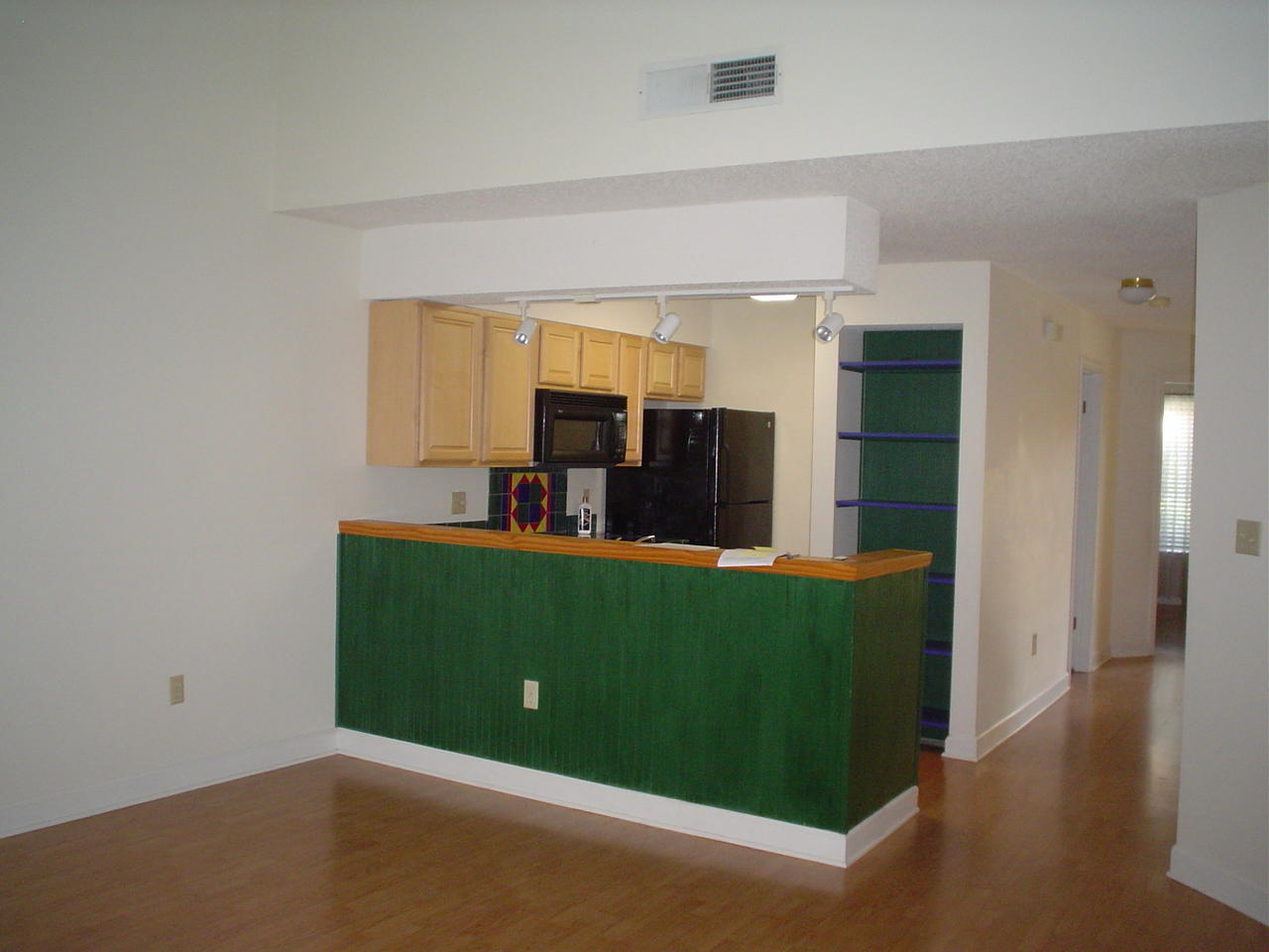 Lakeside Condo at Bluewater Bay - Residential Lease