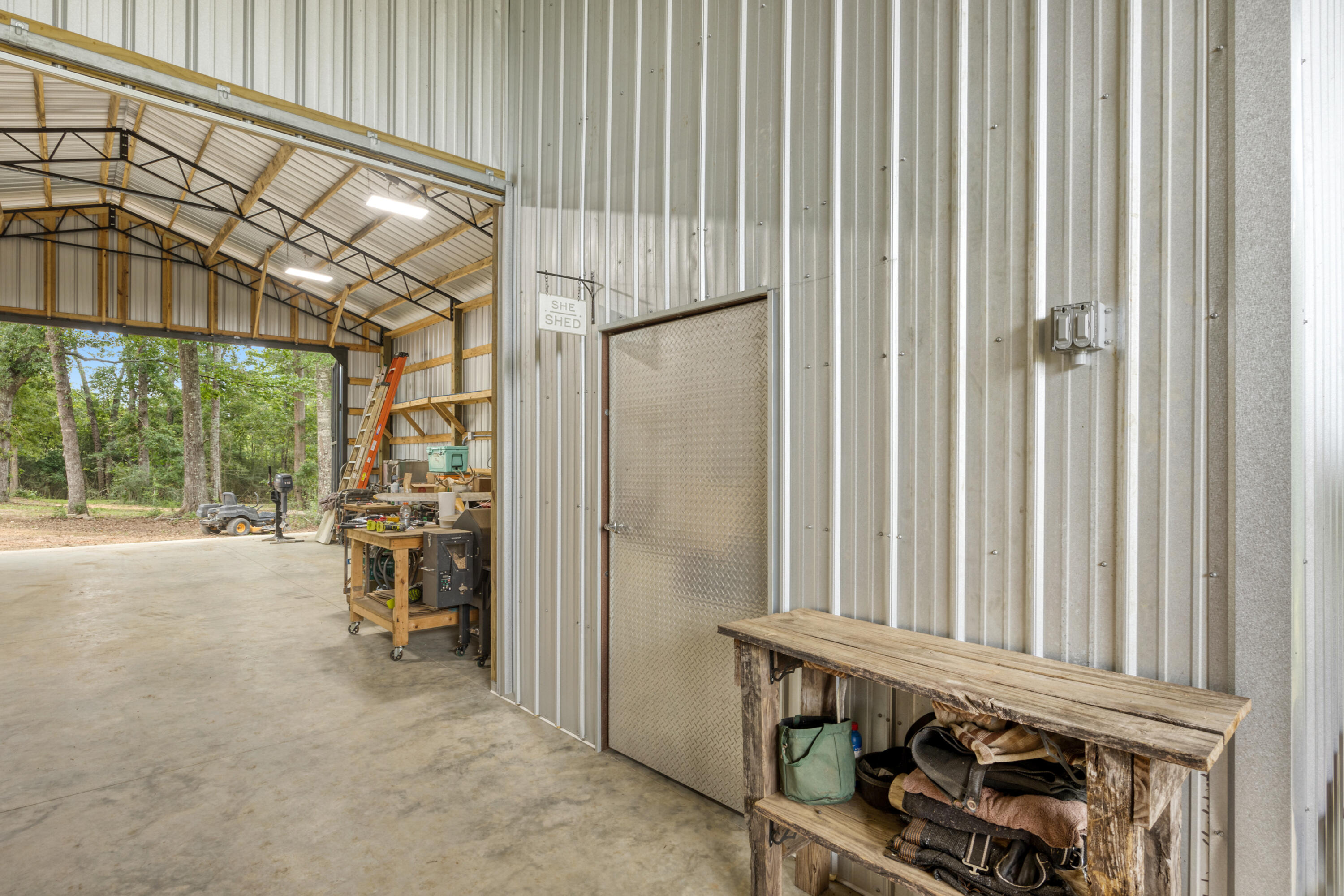 NO RECORDED SUBDIVISION - Residential