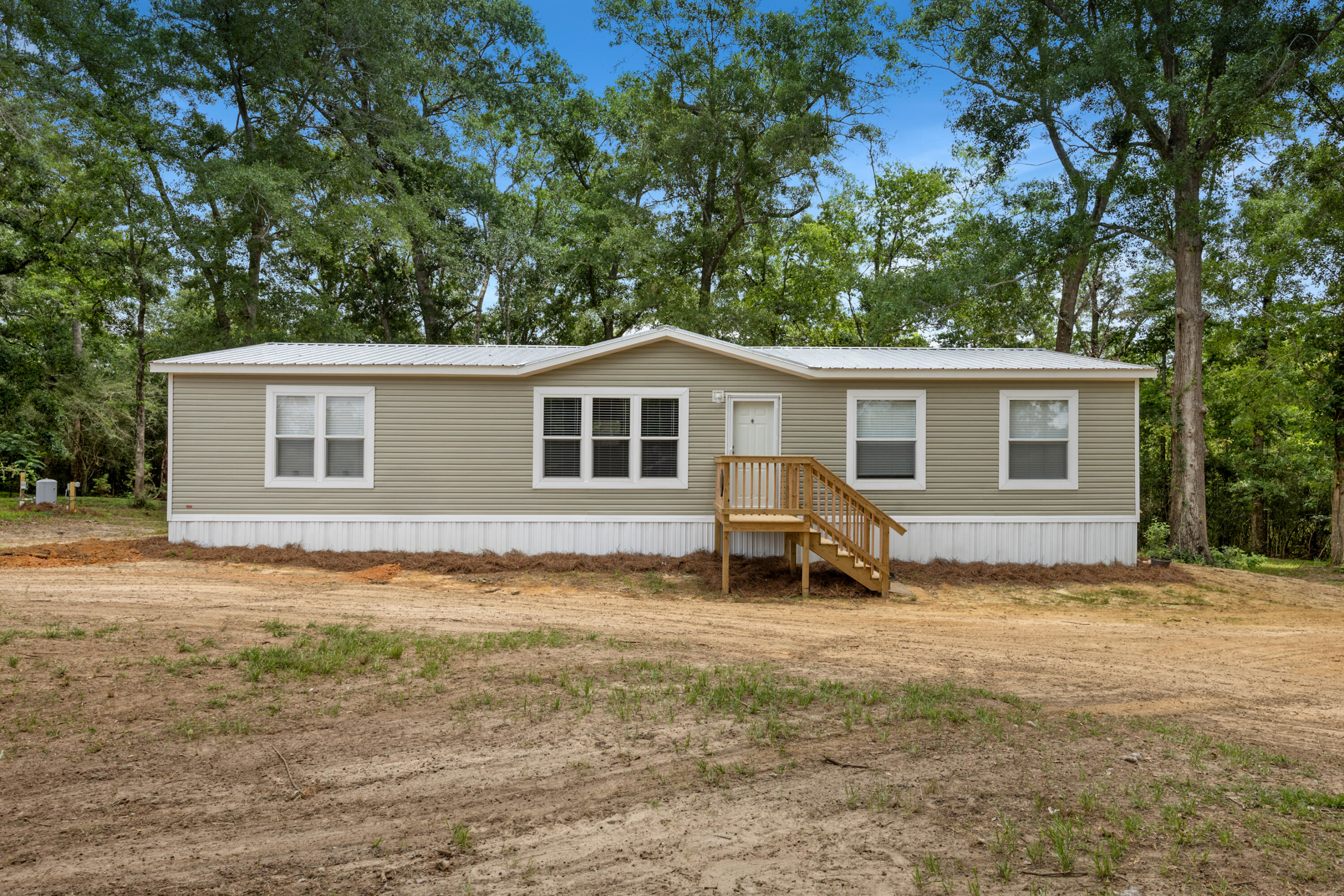 NO RECORDED SUBDIVISION - Residential