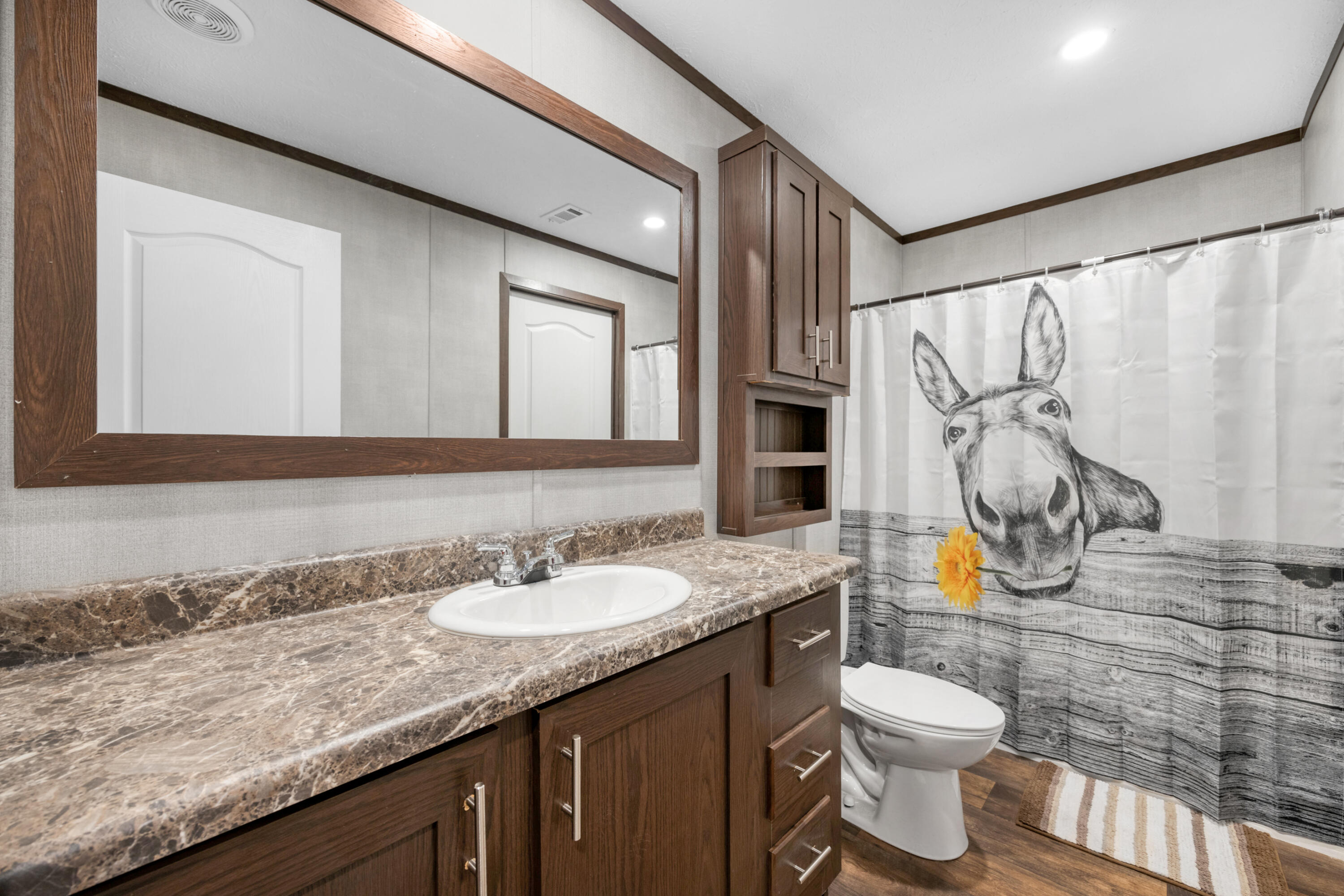 NO RECORDED SUBDIVISION - Residential