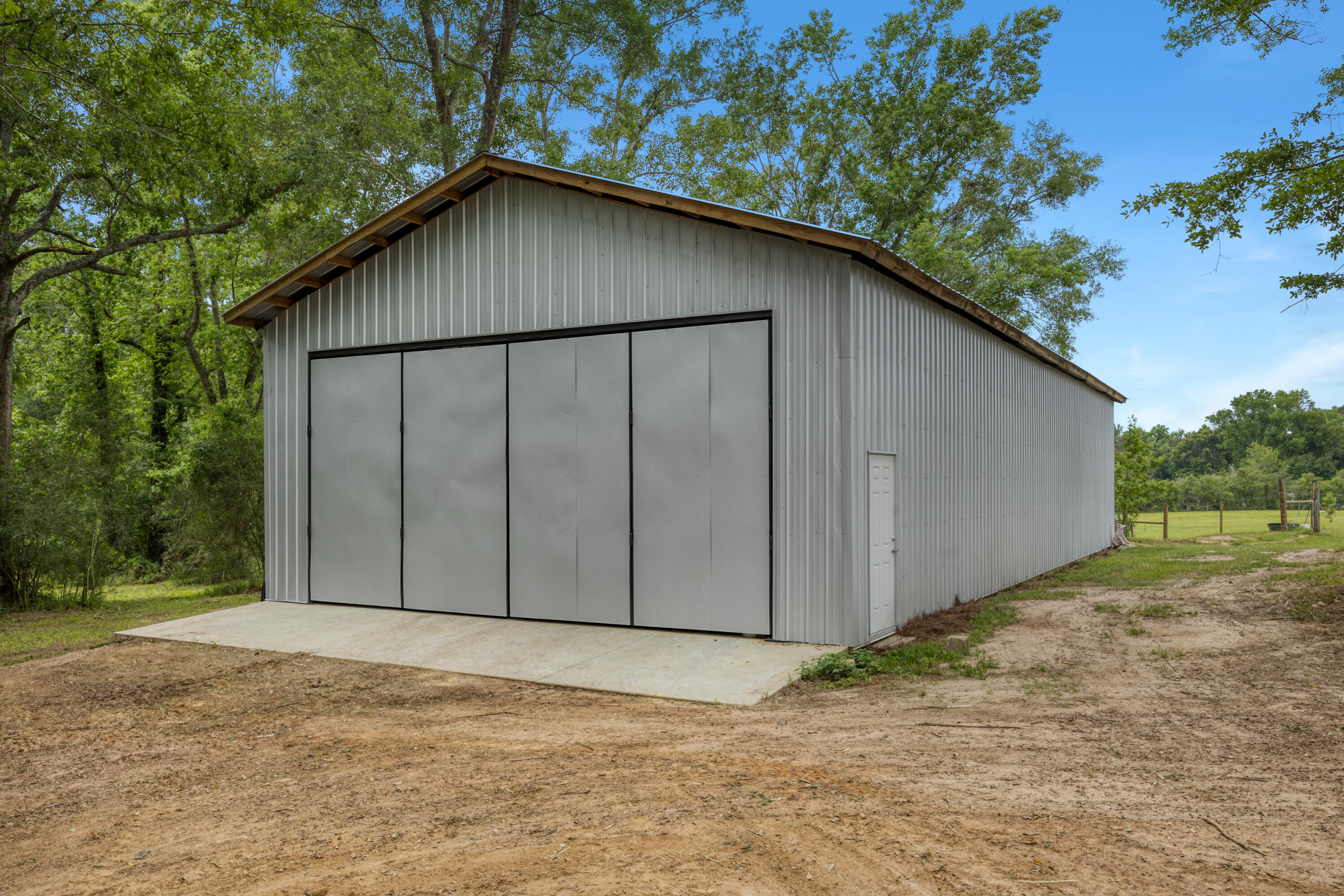 NO RECORDED SUBDIVISION - Residential