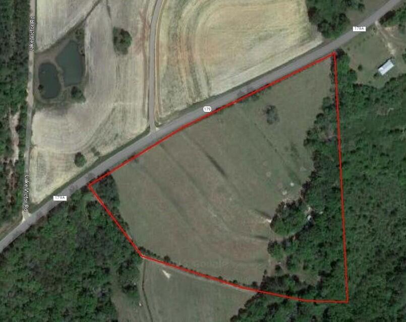 NO RECORDED SUBDIVISION - Residential