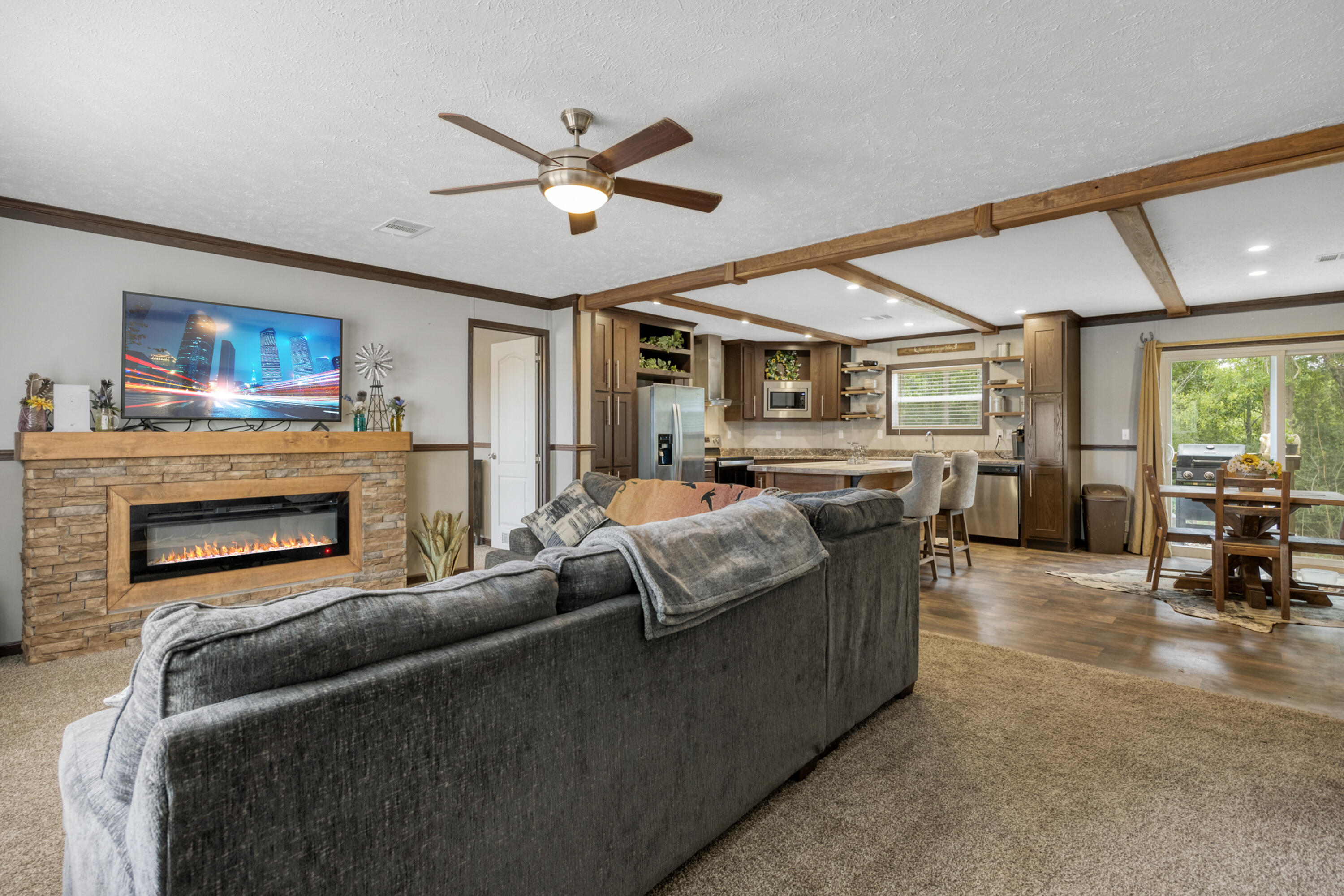 NO RECORDED SUBDIVISION - Residential