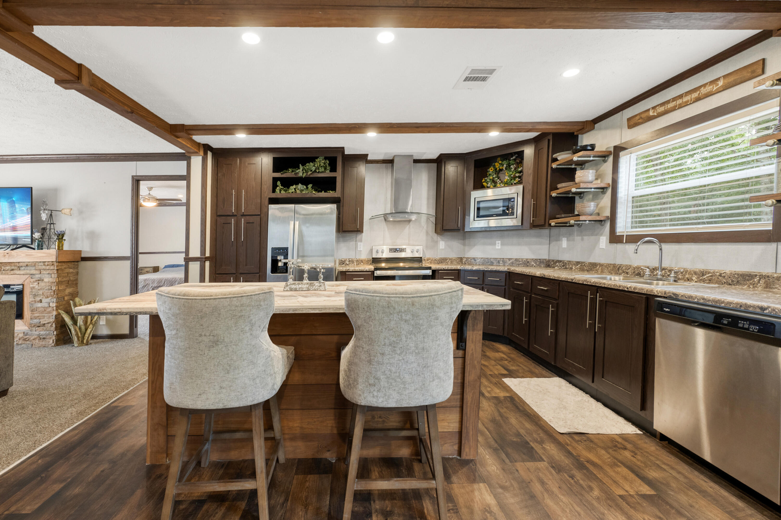 NO RECORDED SUBDIVISION - Residential