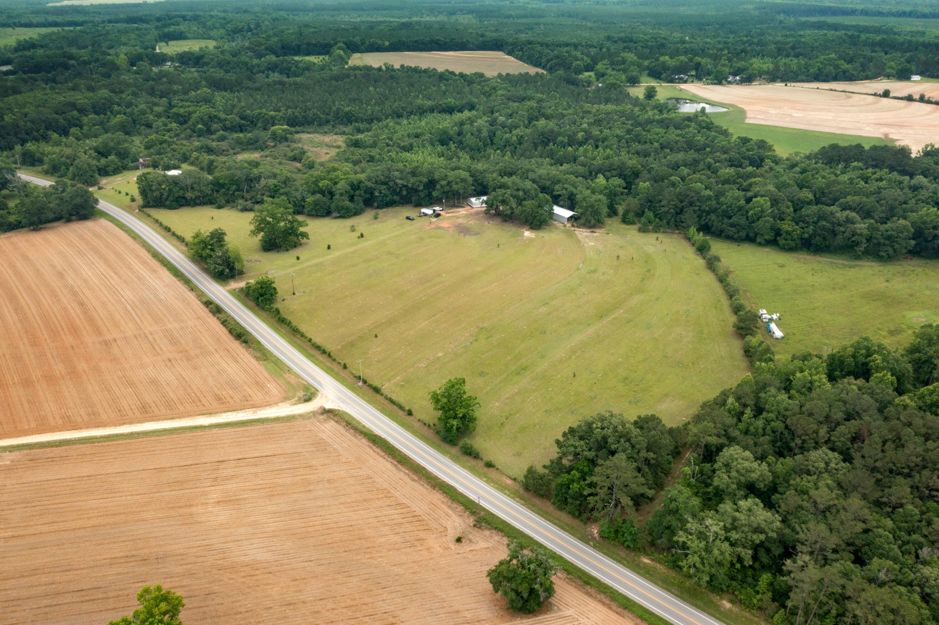 NO RECORDED SUBDIVISION - Residential