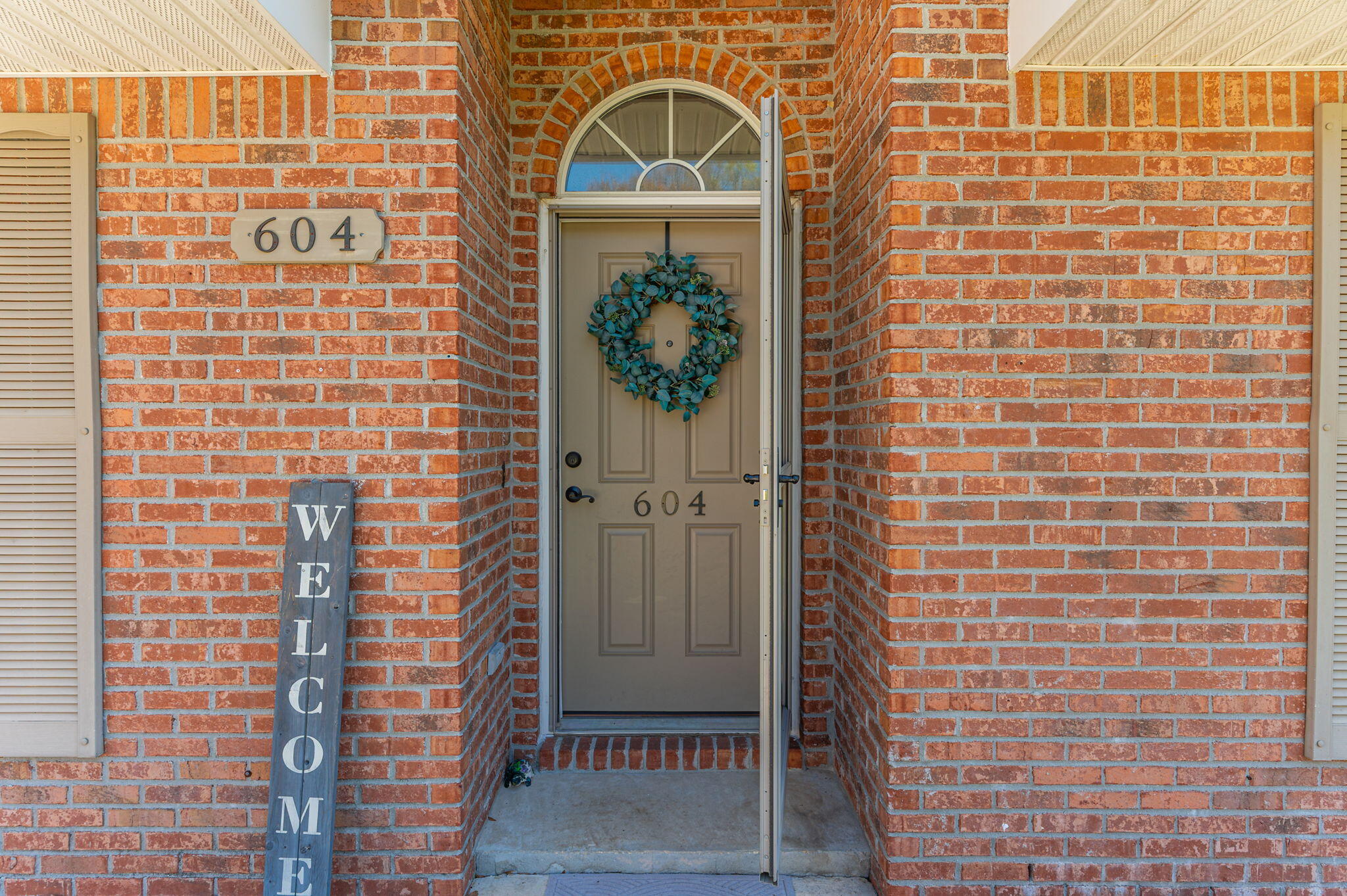 RIVERCHASE S/D PH 2 - Residential