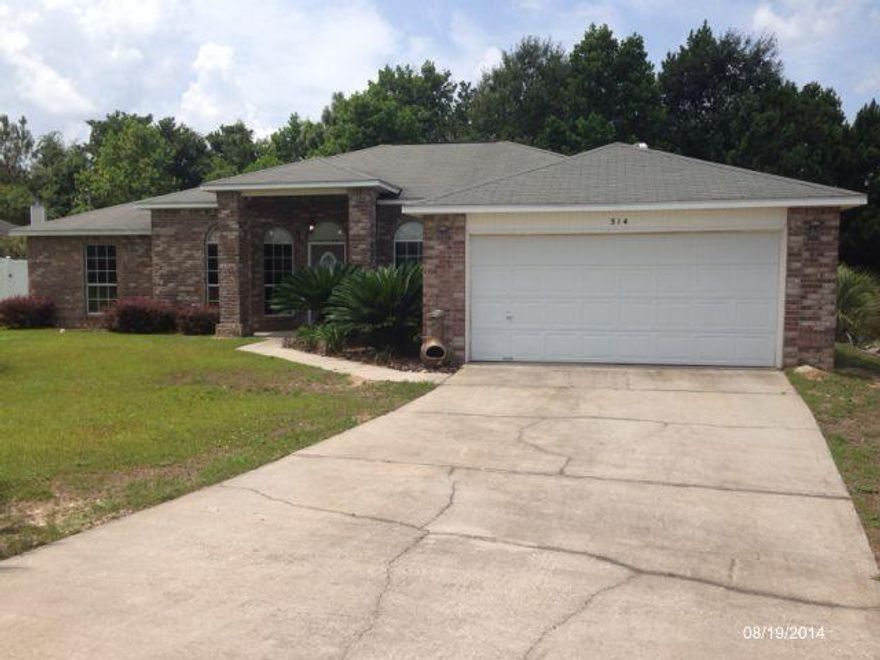 Spacious all brick home with tons of potential... 4 Bd / 2 Ba home in Countryview Est features large kitchen w/ center island, fireplace in living room, fenced back yard. With a little TLC, this would make a great home. Prior to seller receipt & approval of the full title package from foreclosure, title to the Property will be conveyed by a quit claim deed.