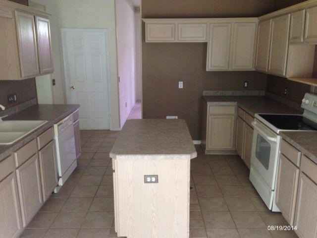 COUNTRYVIEW ESTATES 10TH ADDN - Residential