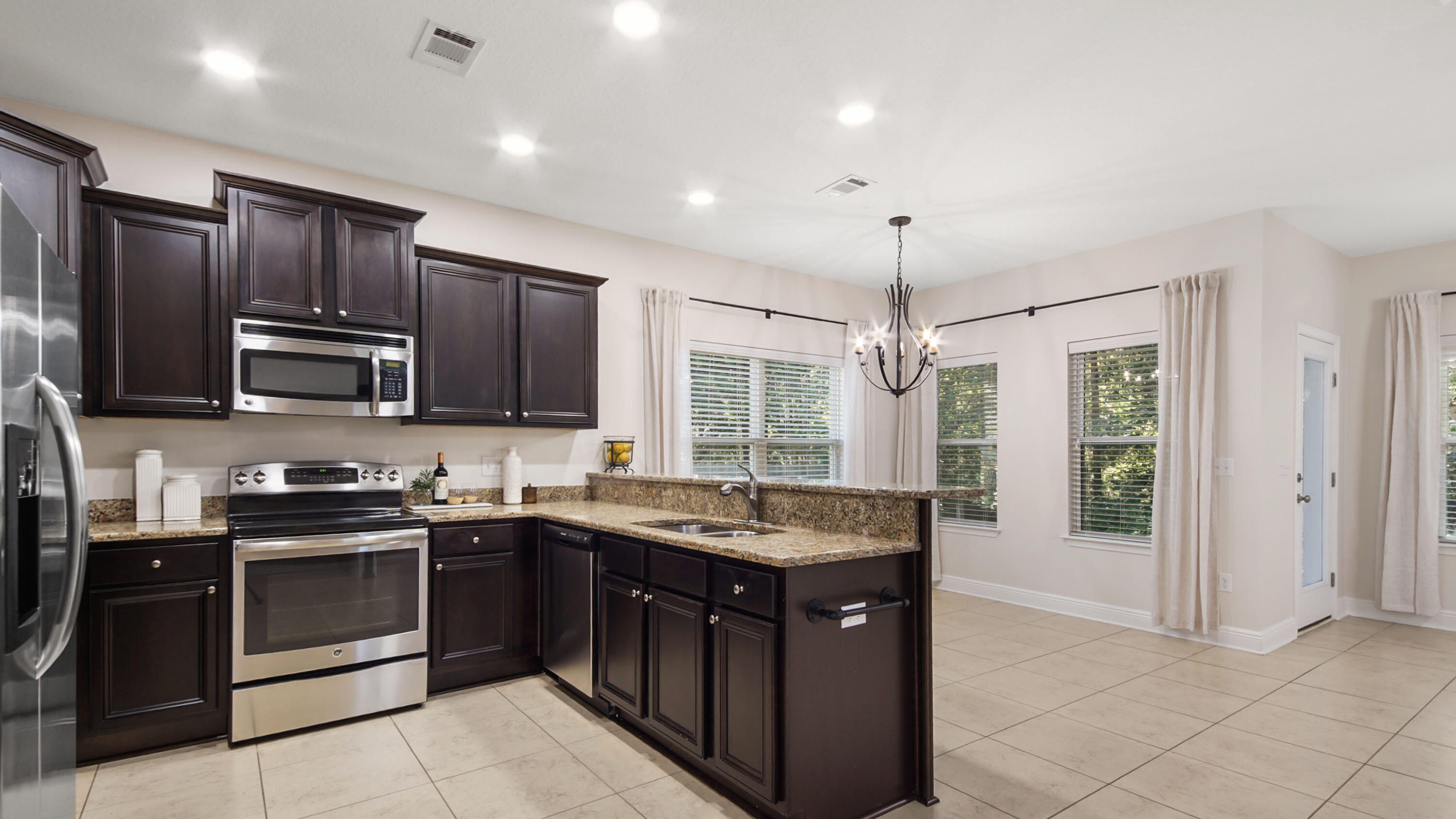 Mosaic Oaks - Residential