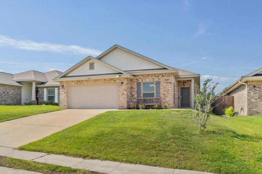 *Back on the Market, Buyers lost financing* Welcome to Bon View where you'll find this practically brand new 3 bedroom/2 bath home conveniently located minutes from Hwy 90 and I-10 in Milton on a cul-de-sac street with underground utilities! This lovely all brick home has a split bedroom floor plan that features a spacious open living room that adjoins the kitchen with an eat-at bar and laminate flooring extending throughout. You'll love the shaker style cabinets, granite countertops, and tasteful backsplash in the kitchen, along with deluxe appliances with built-in microwave, multi-cycle dishwasher, garbage disposal, pantry, and LED recessed lighting in kitchen along with an eat in kitchen space. The large master bedroom has plenty of room for your master bedroom suite and has a custom