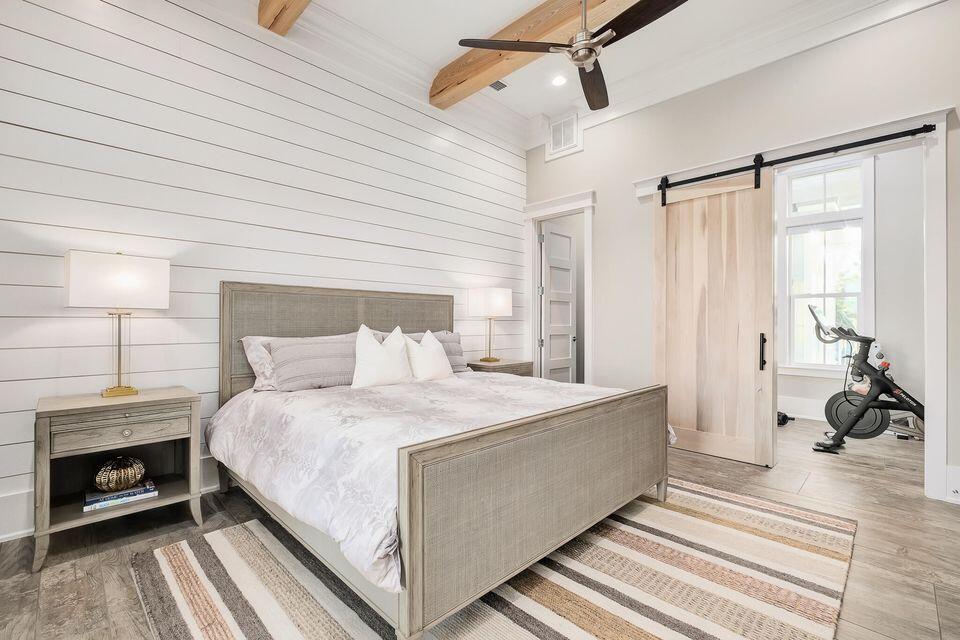 BEACH HIGHLAND - Residential