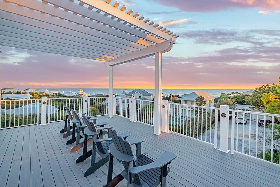 BEACH HIGHLAND - Residential