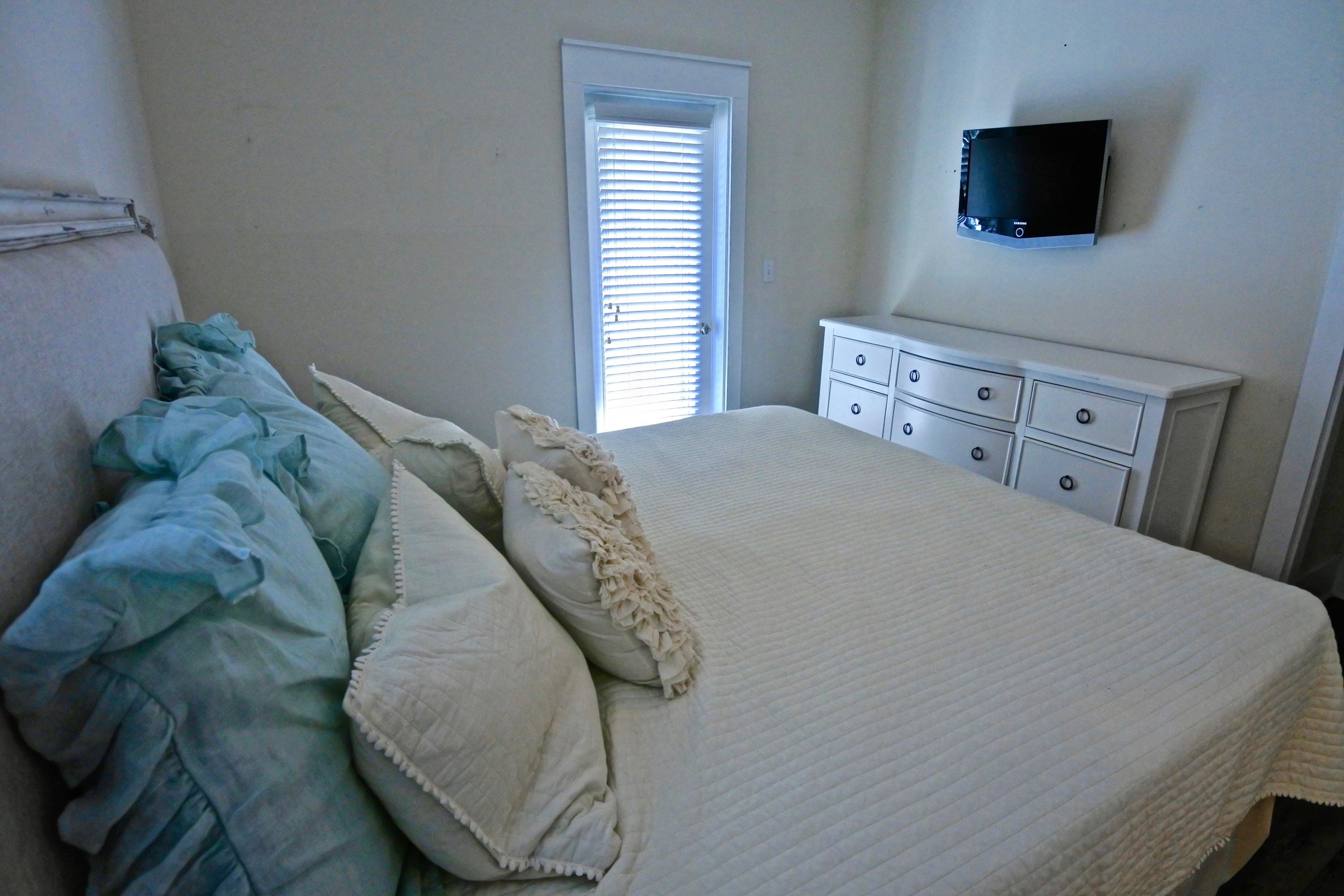 BUNGALOWS AT SEAGROVE BEACH - Residential