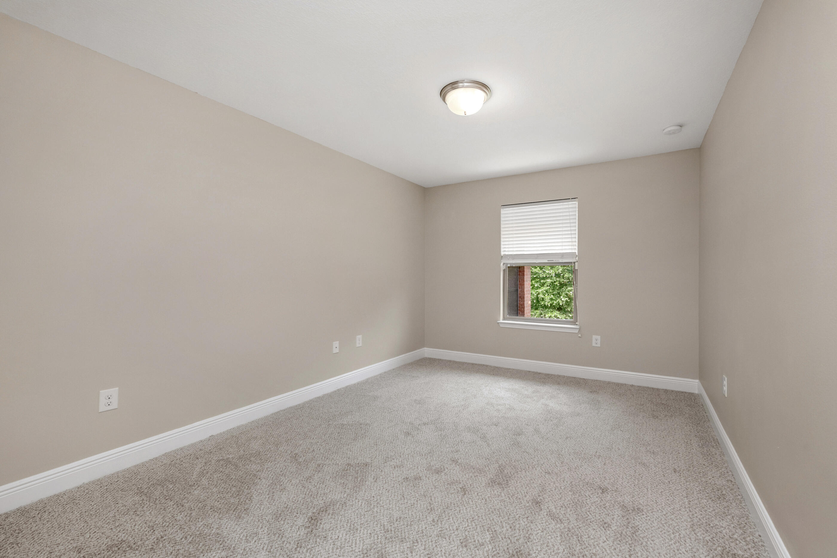 SILVER CREEK ESTATES - Residential