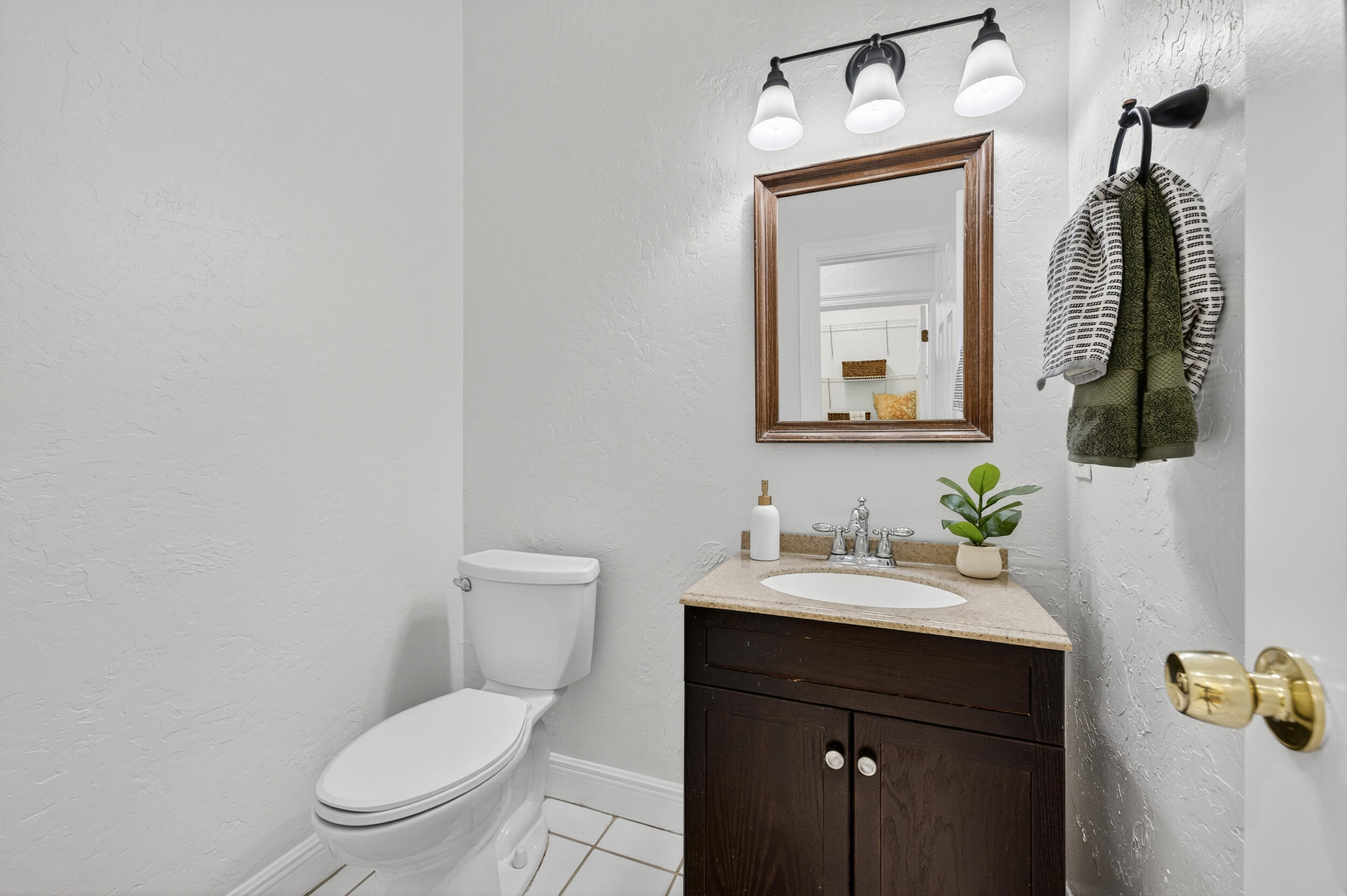 LAKE POINTE - Residential