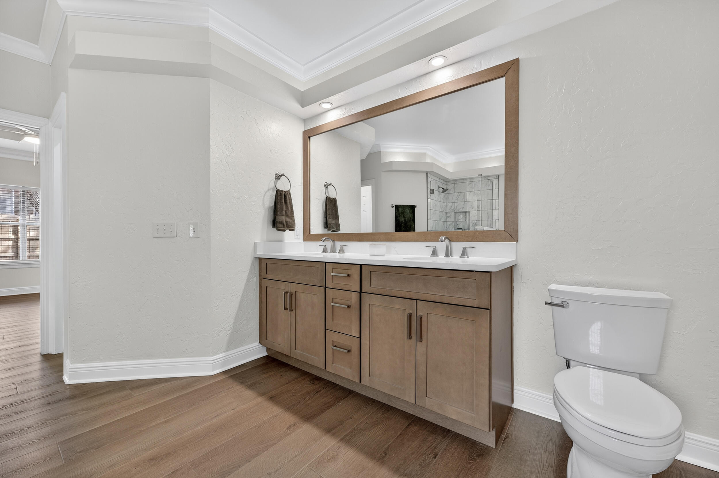 LAKE POINTE - Residential