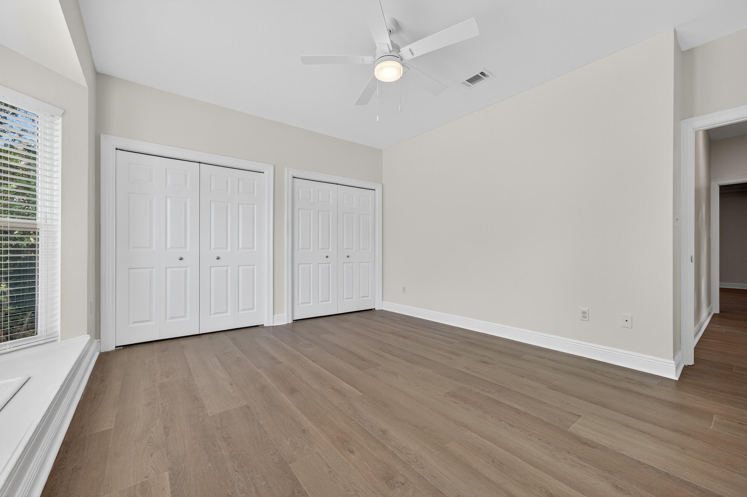 LAKE POINTE - Residential