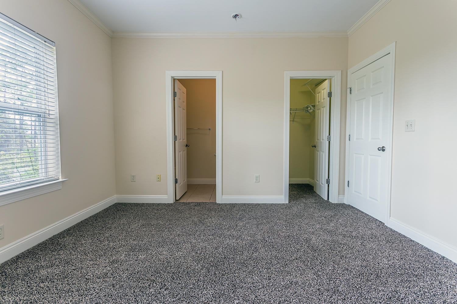 GRAND PINES - Residential Lease