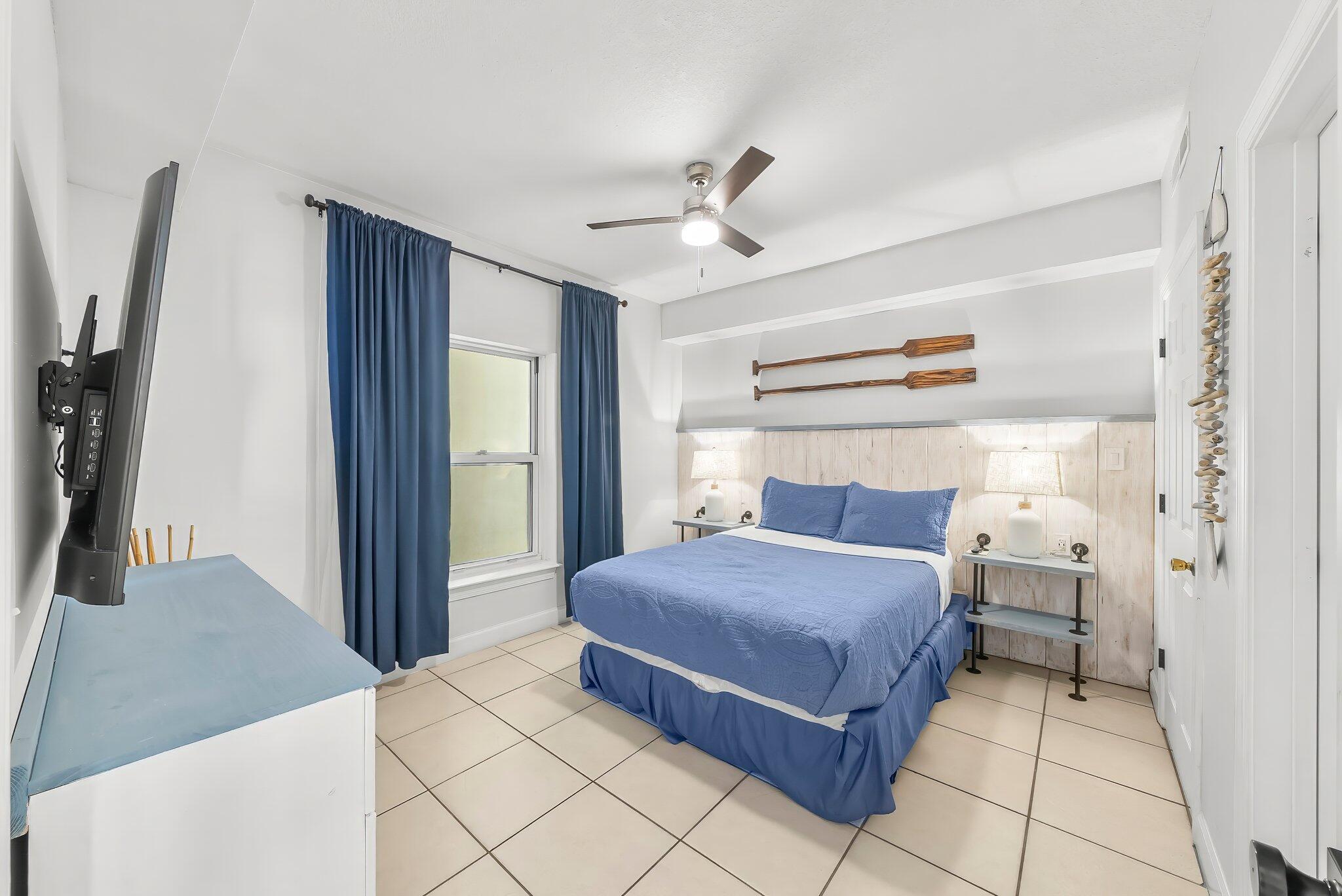 EMERALD ISLE - Residential