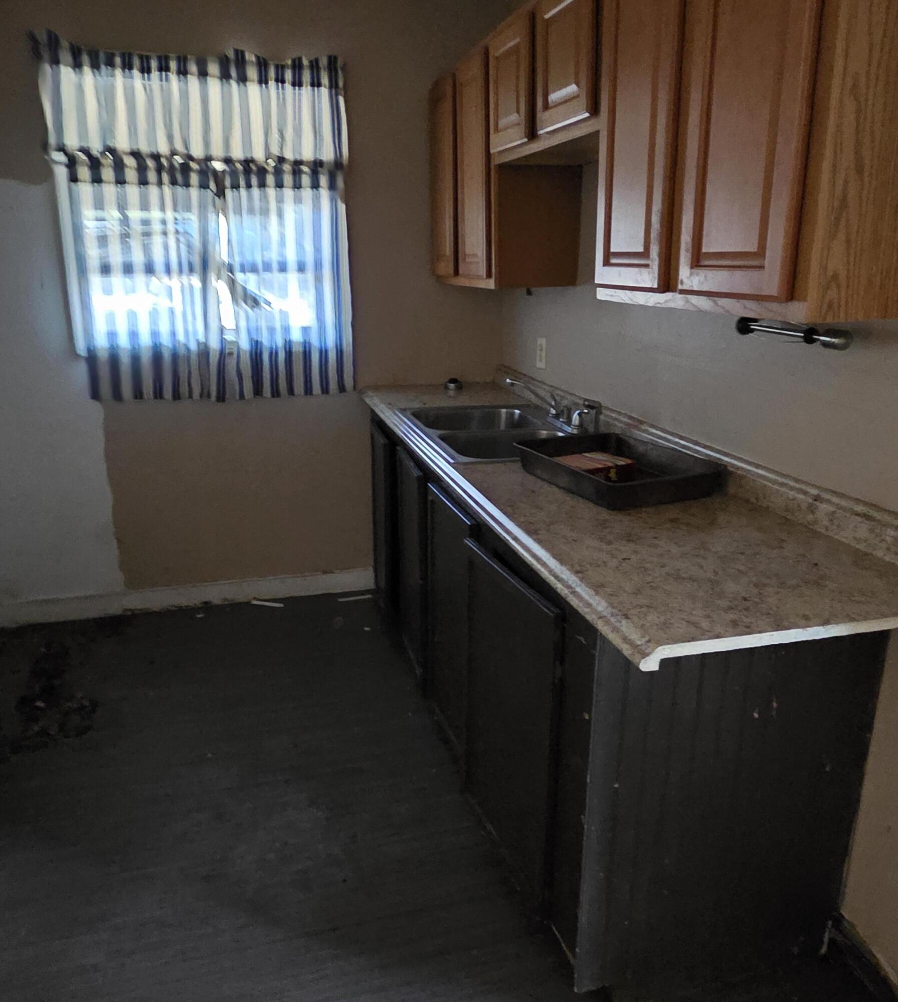 MONTCLAIR - Residential