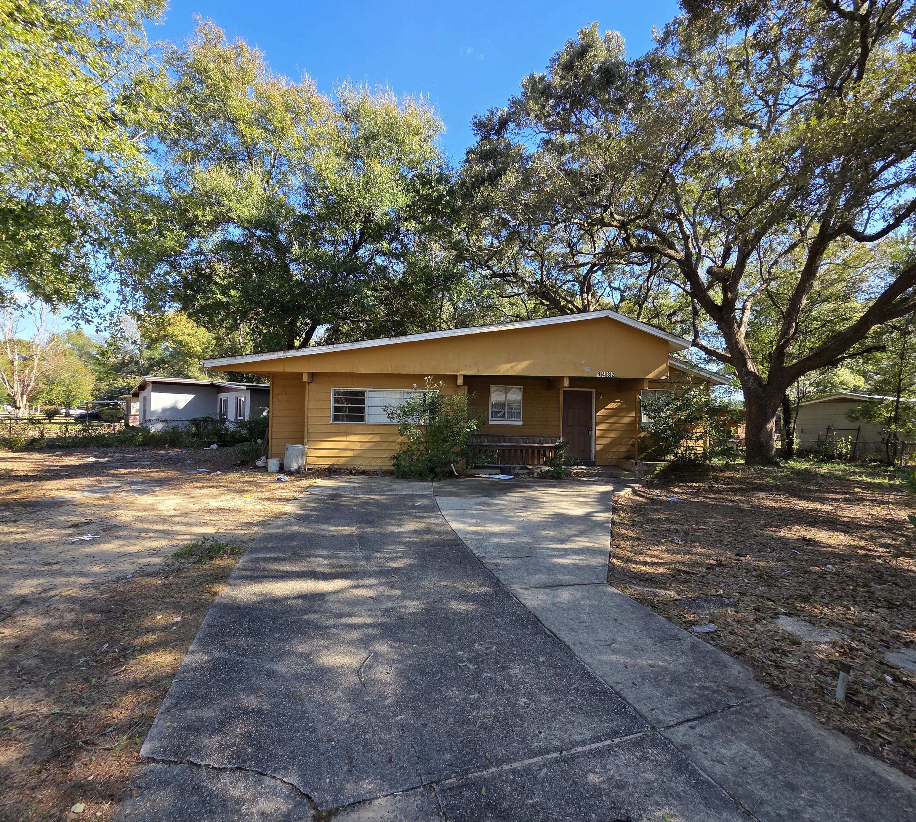 MONTCLAIR - Residential