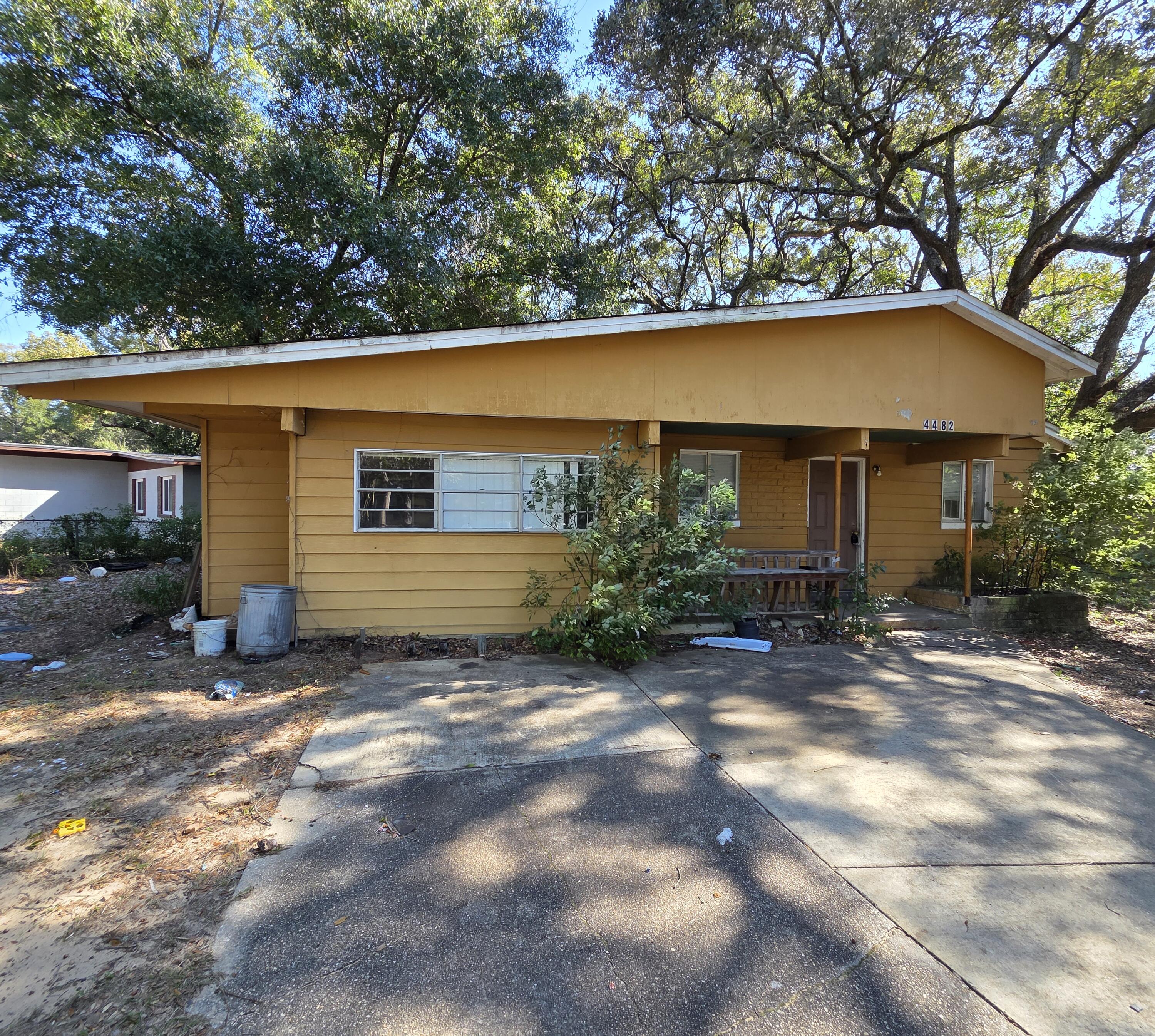 MONTCLAIR - Residential