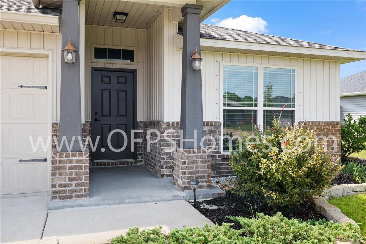 Heather's Place - Residential Lease