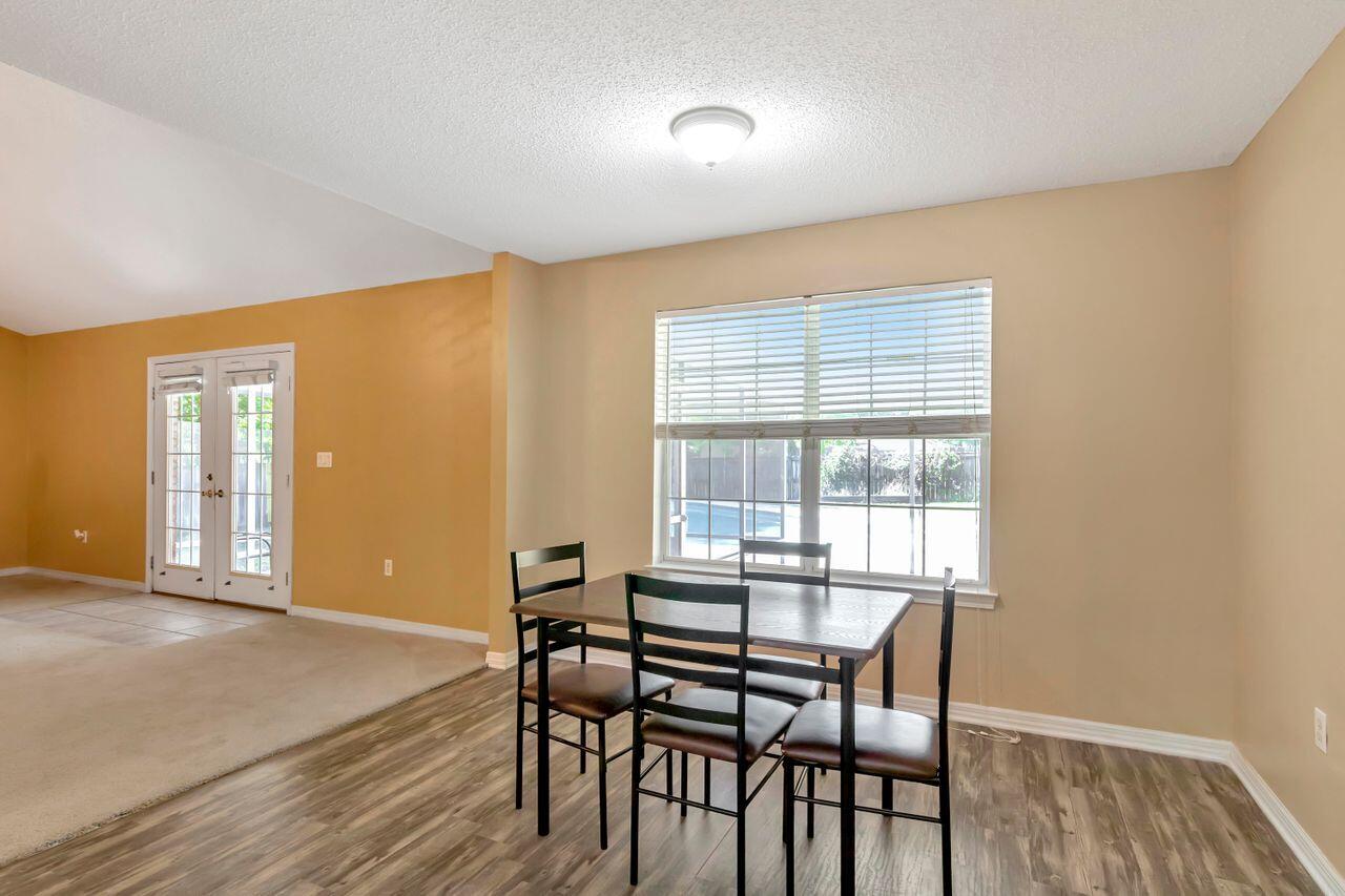 COUNTRY CLUB ESTATES 1 OF CRESTVIEW - Residential