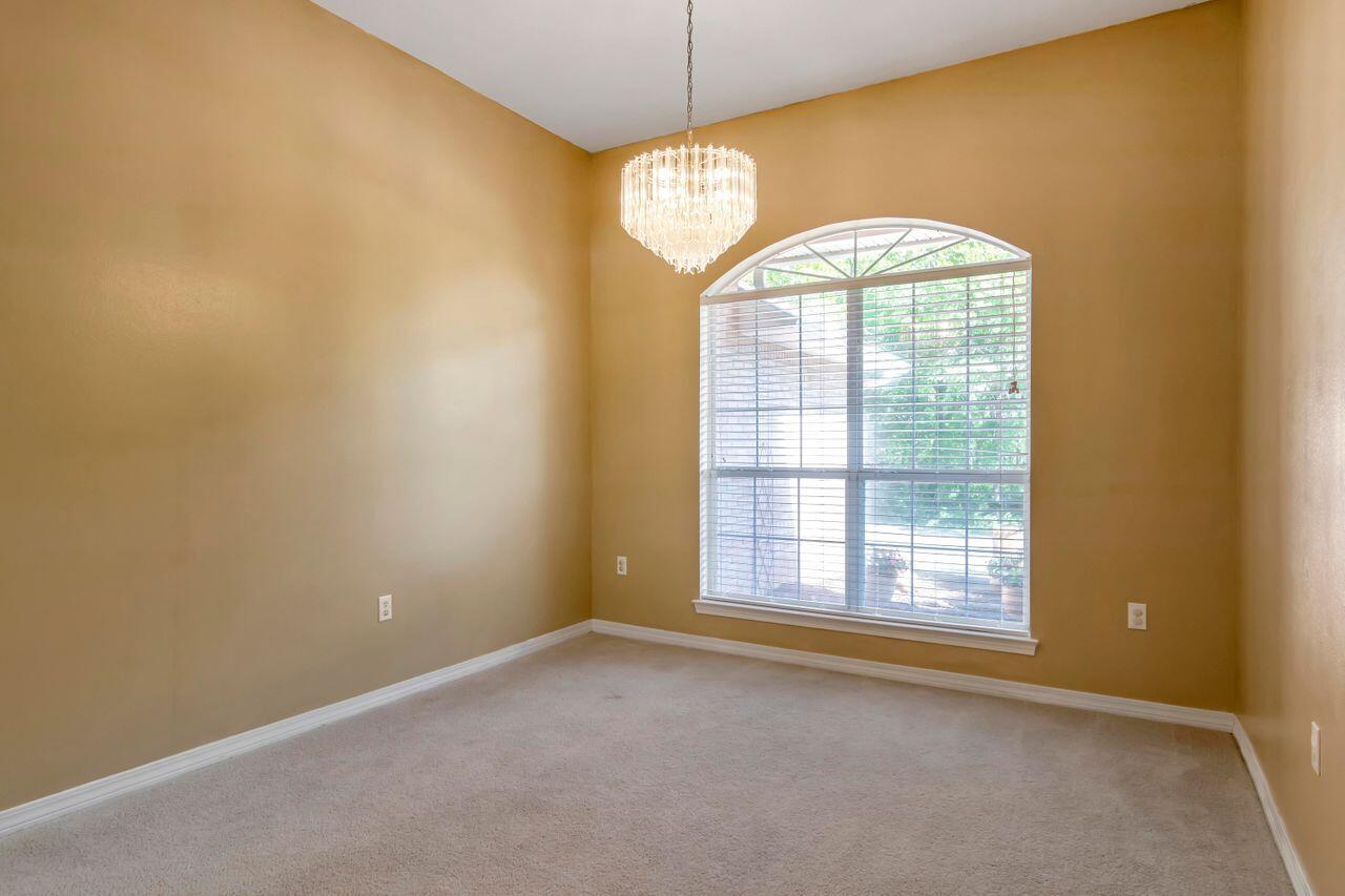 COUNTRY CLUB ESTATES 1 OF CRESTVIEW - Residential