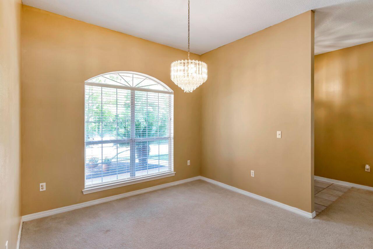 COUNTRY CLUB ESTATES 1 OF CRESTVIEW - Residential