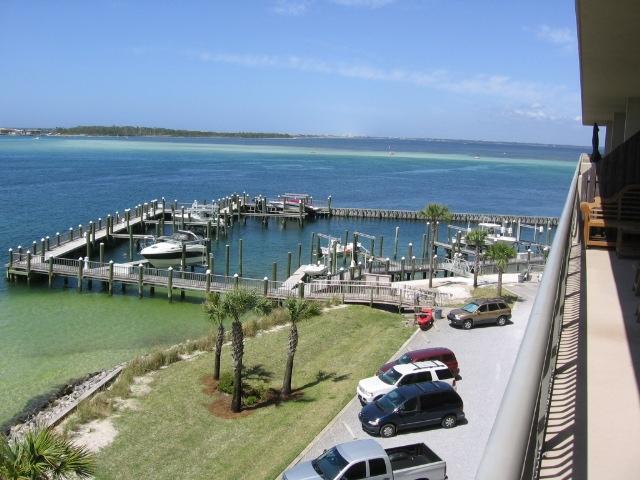 SIDES MORENO POINT WEST - Residential