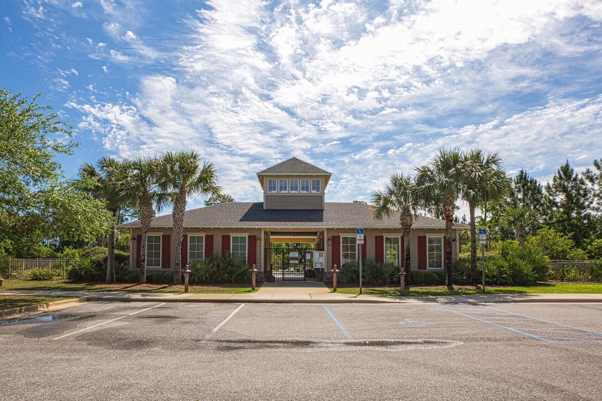 DRIFTWOOD ESTATES - Residential Lease