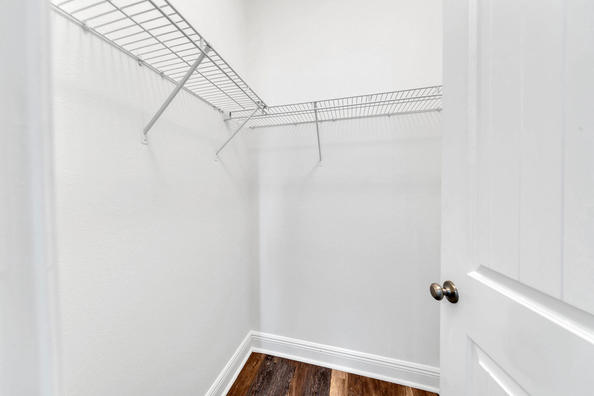 DRIFTWOOD ESTATES - Residential Lease