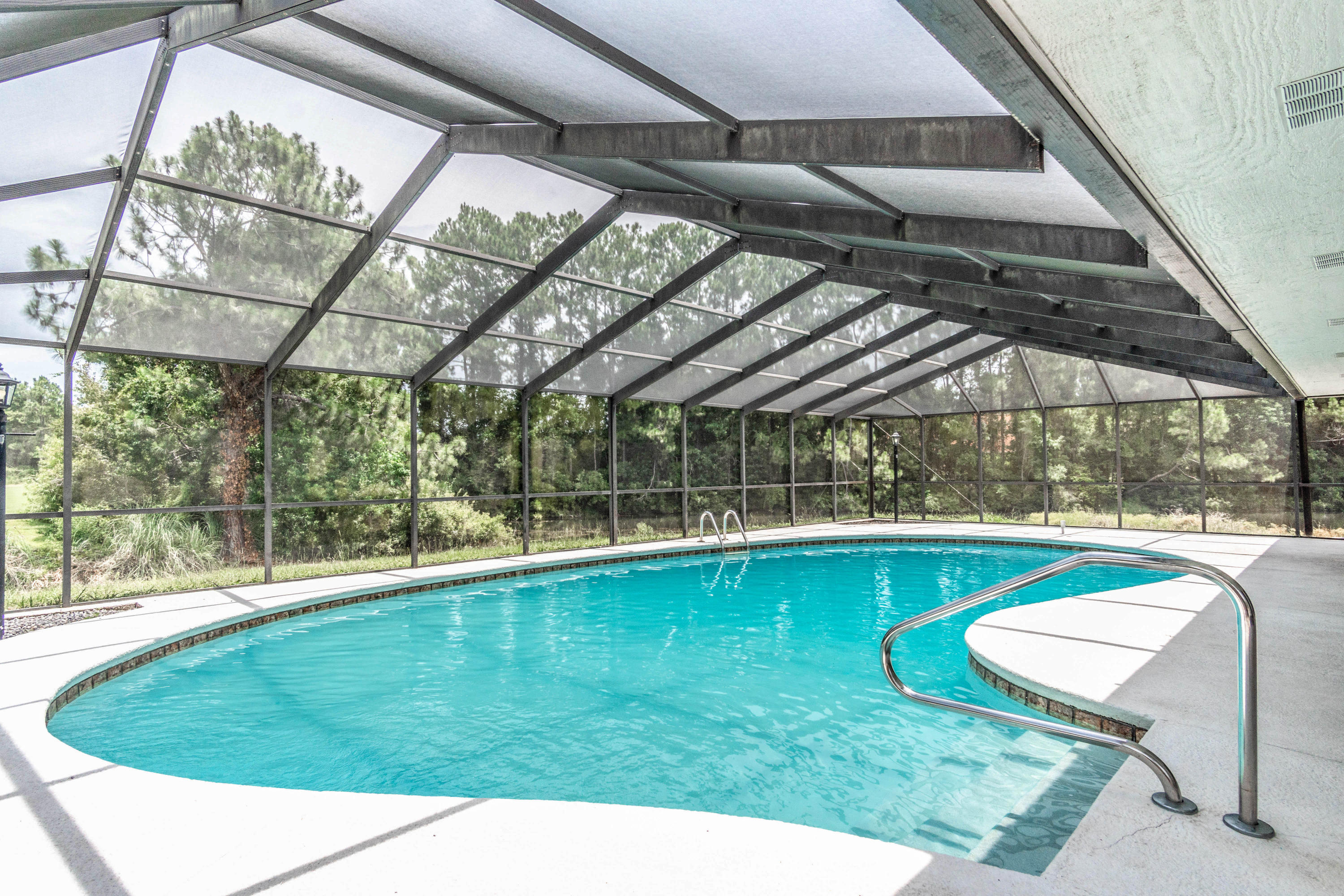 ST ANDREWS EAST BLUEWATER BAY - Residential