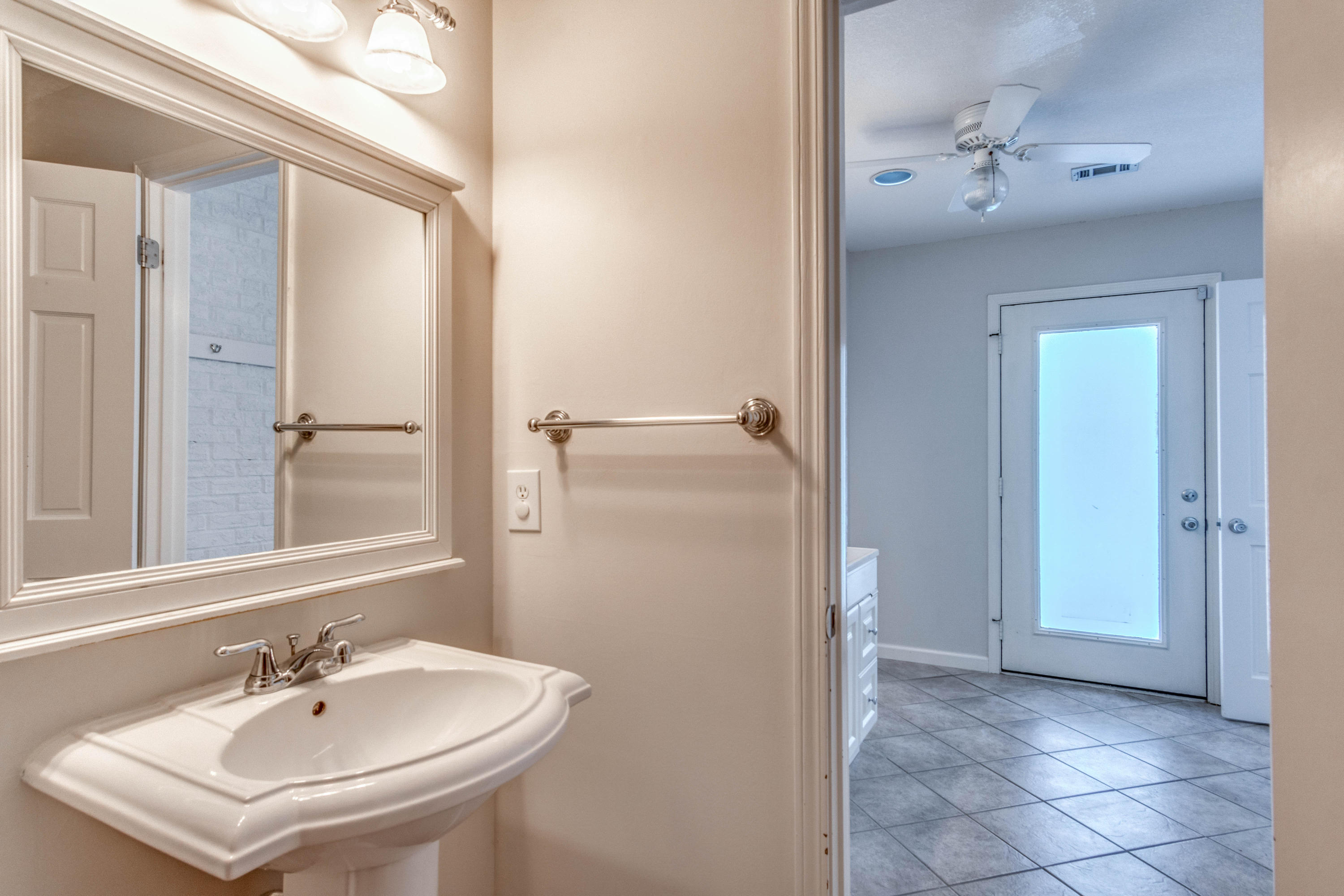 ST ANDREWS EAST BLUEWATER BAY - Residential