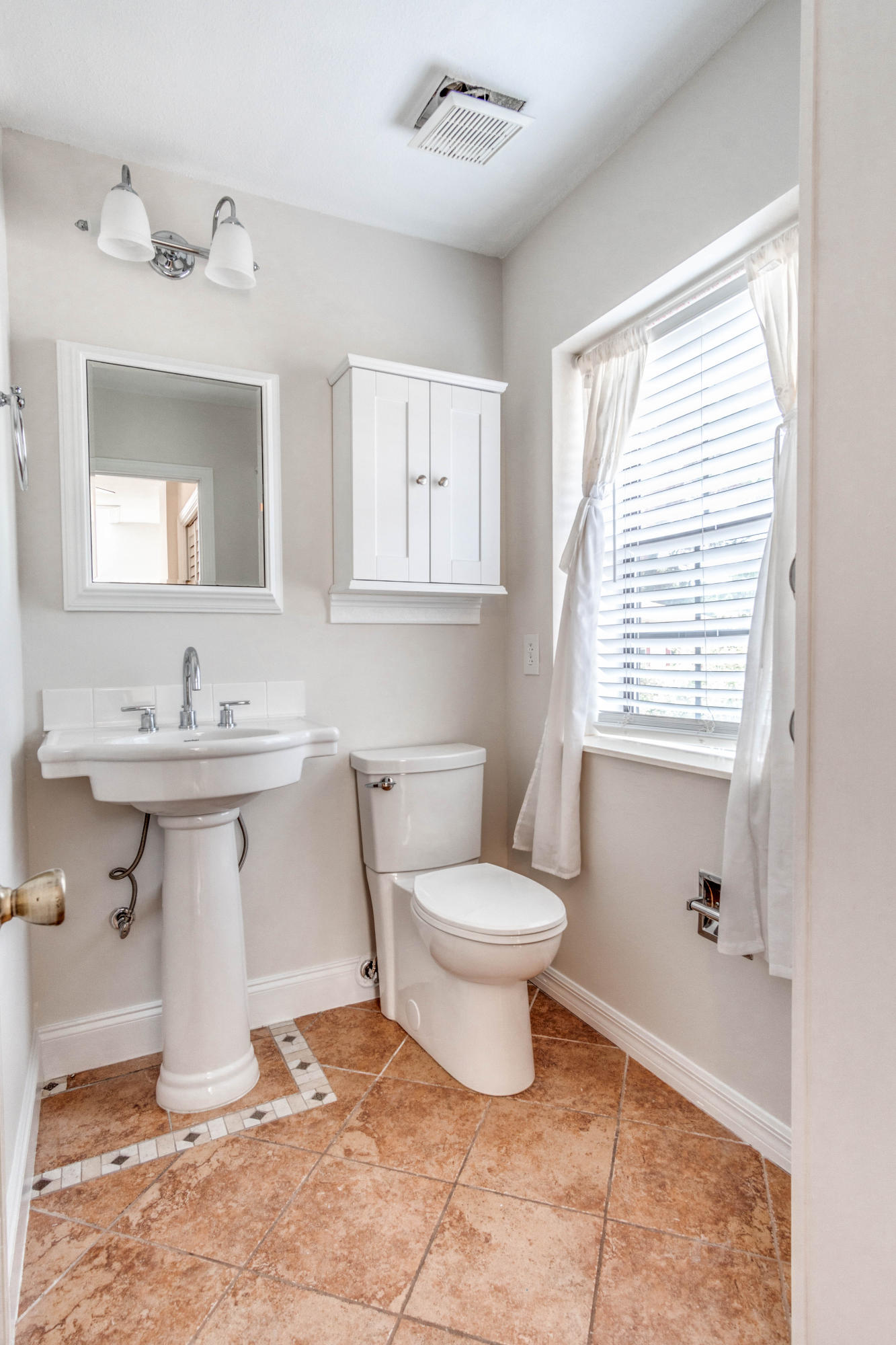 ST ANDREWS EAST BLUEWATER BAY - Residential