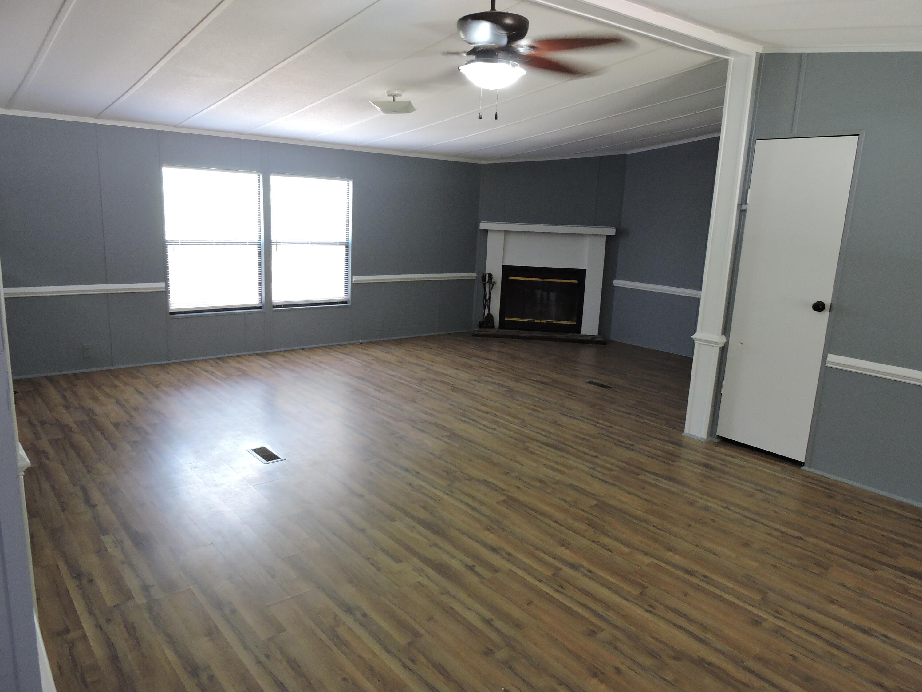 METES & BOUNDS - Residential Lease
