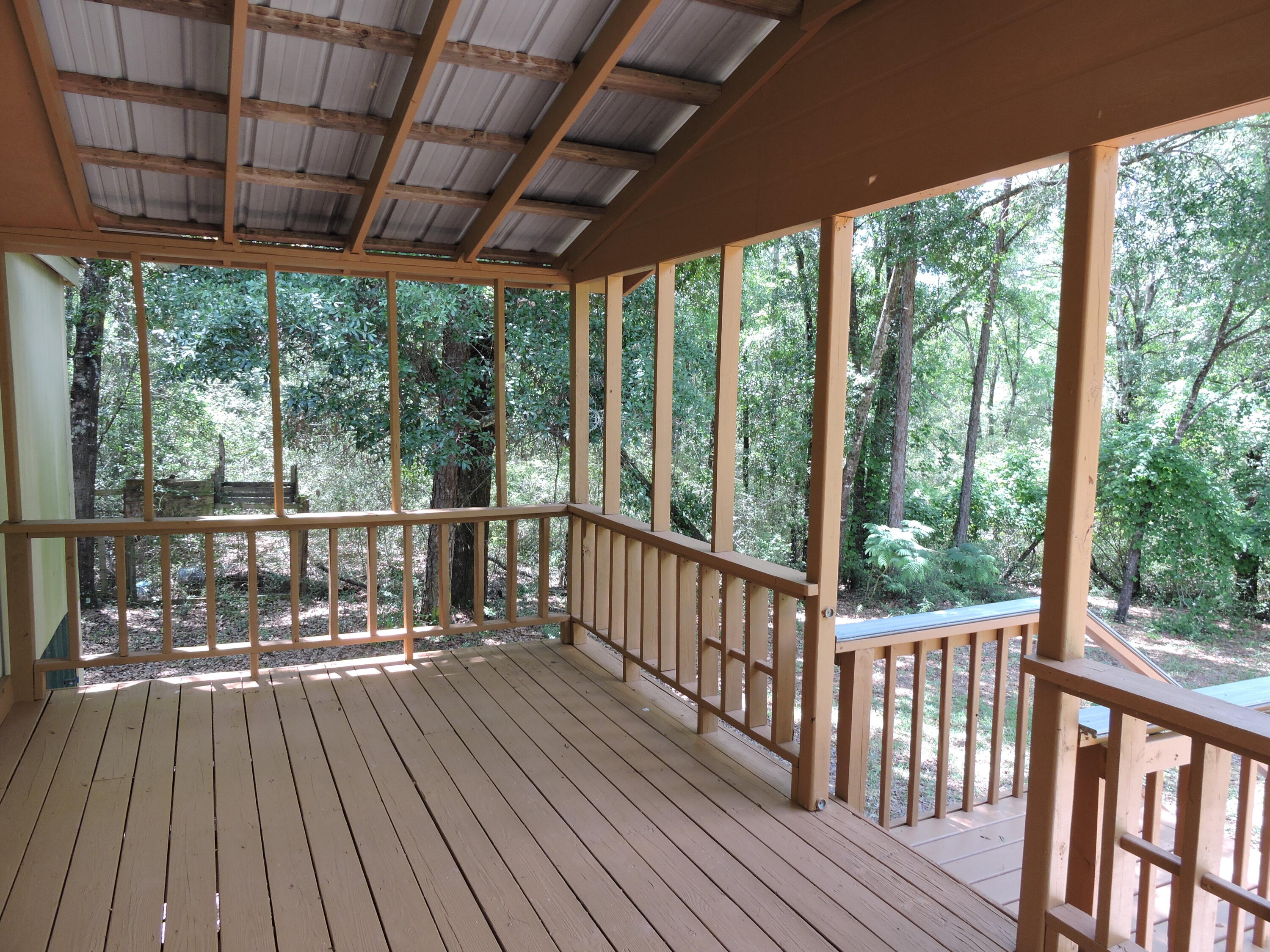 METES & BOUNDS - Residential Lease