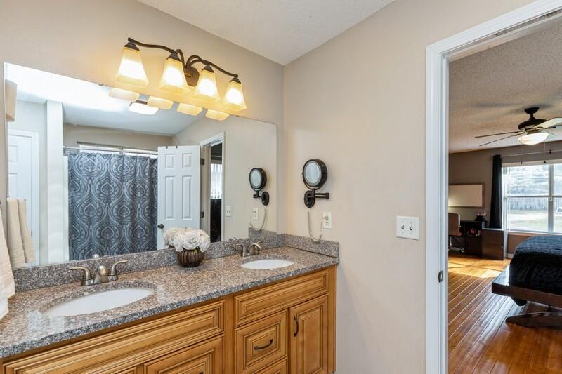 CORONADO VILLAGE PH 3 - Residential