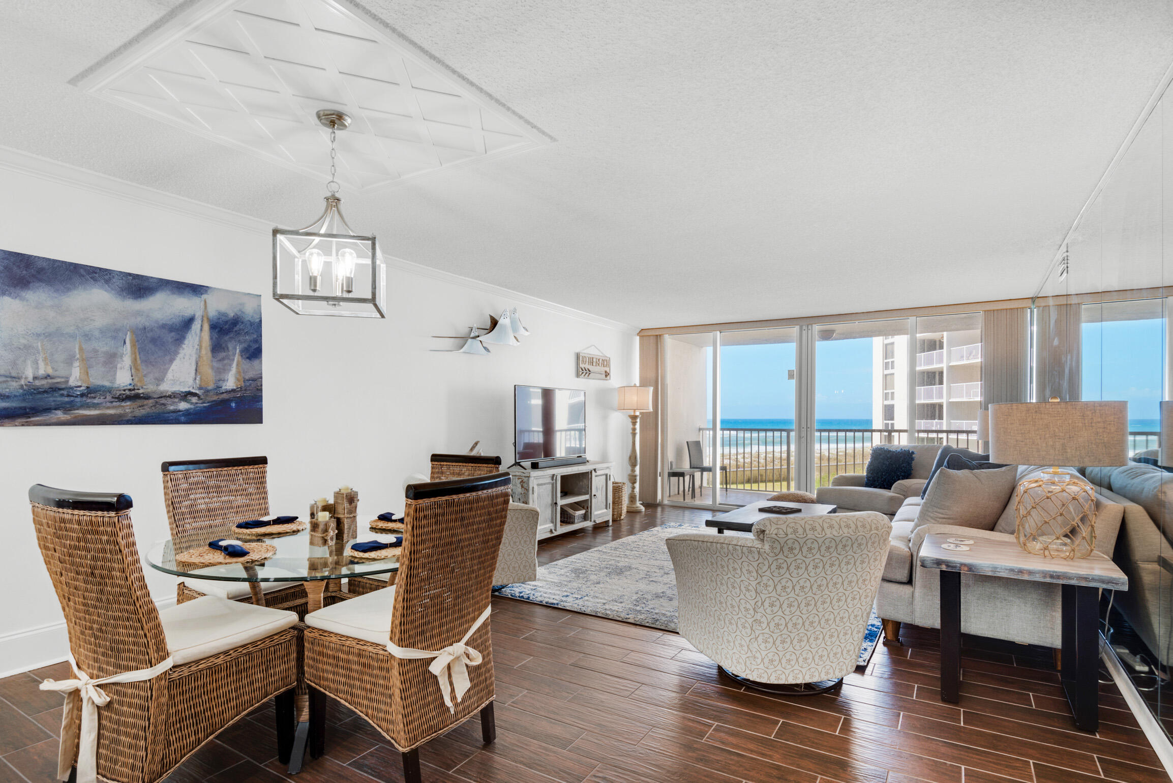 SHORELINE TOWERS 1 - Residential