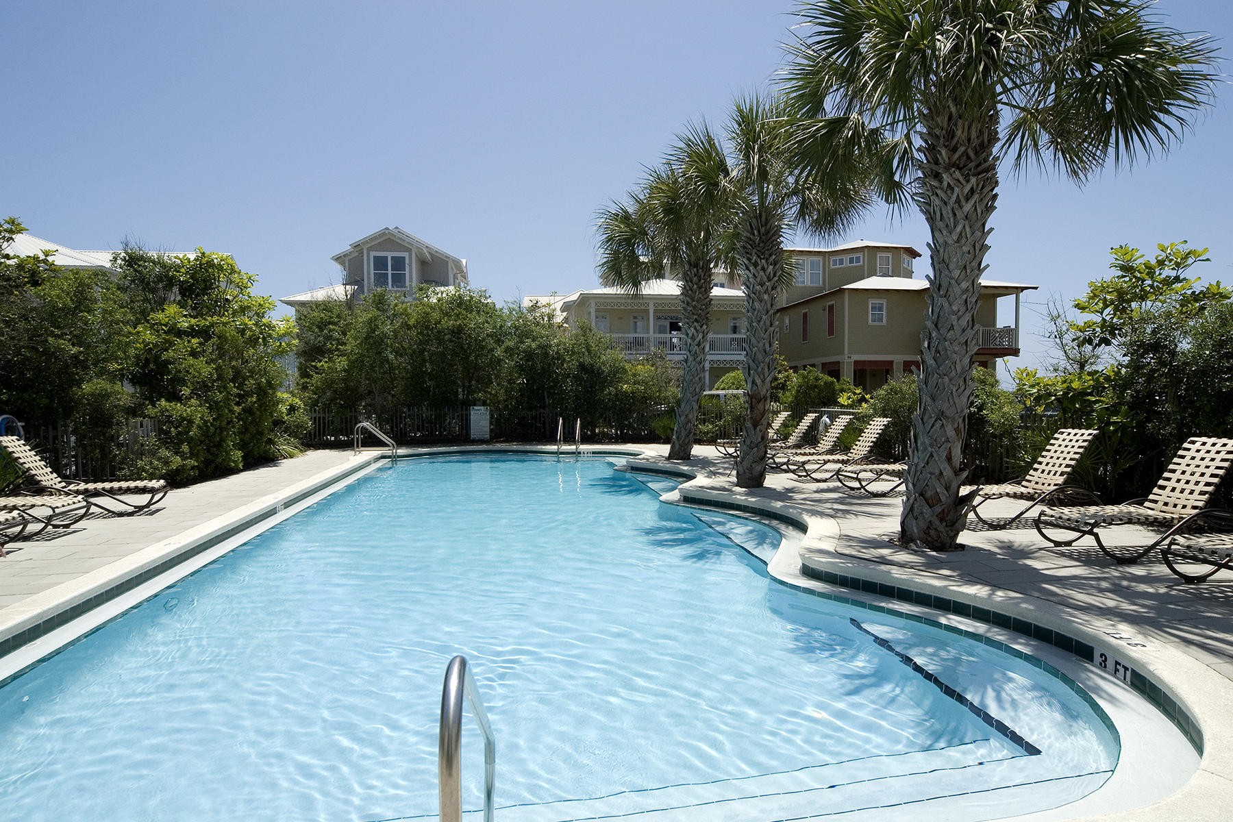 SUMMER'S EDGE - Residential