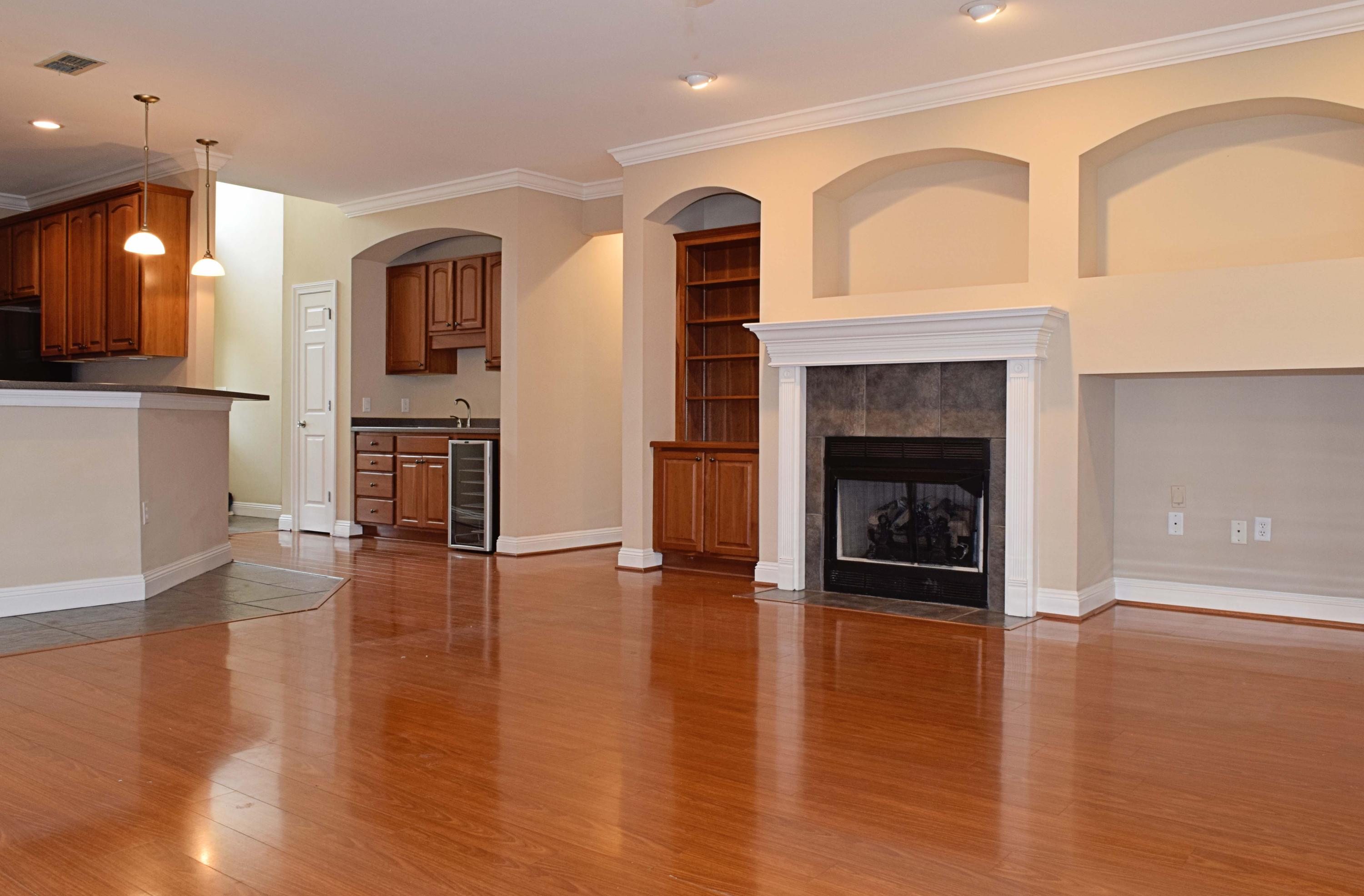 MEDITERRANEAN VILLAGE AT BLUEWATER BAY - Residential