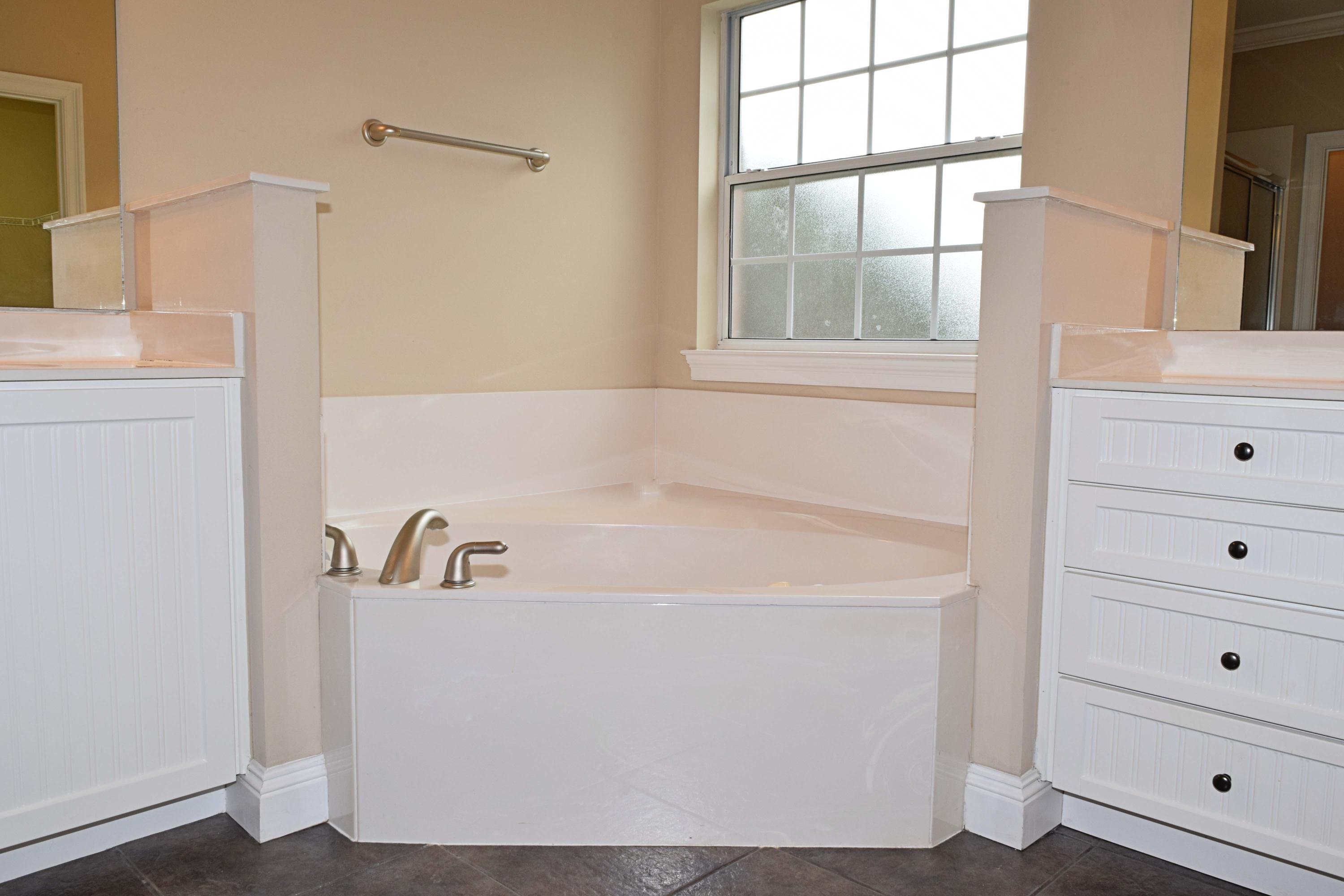 MEDITERRANEAN VILLAGE AT BLUEWATER BAY - Residential