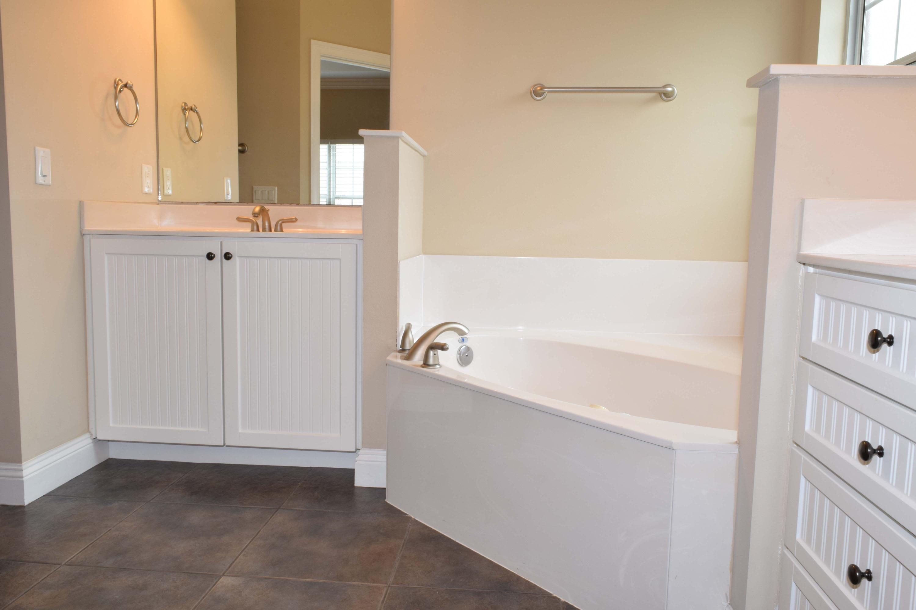 MEDITERRANEAN VILLAGE AT BLUEWATER BAY - Residential