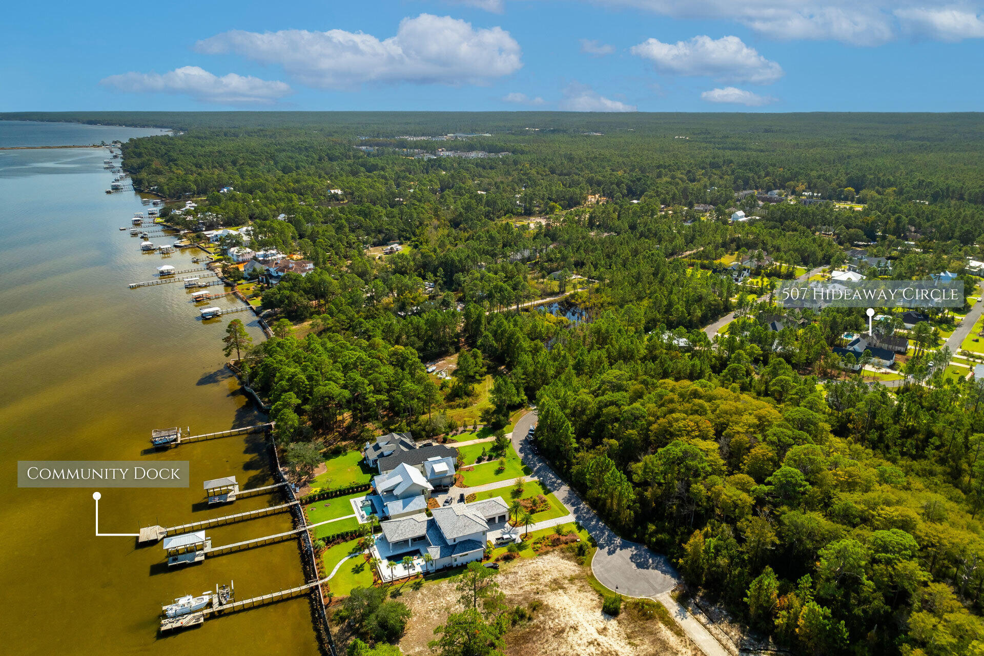 SECLUSION BAY - Residential