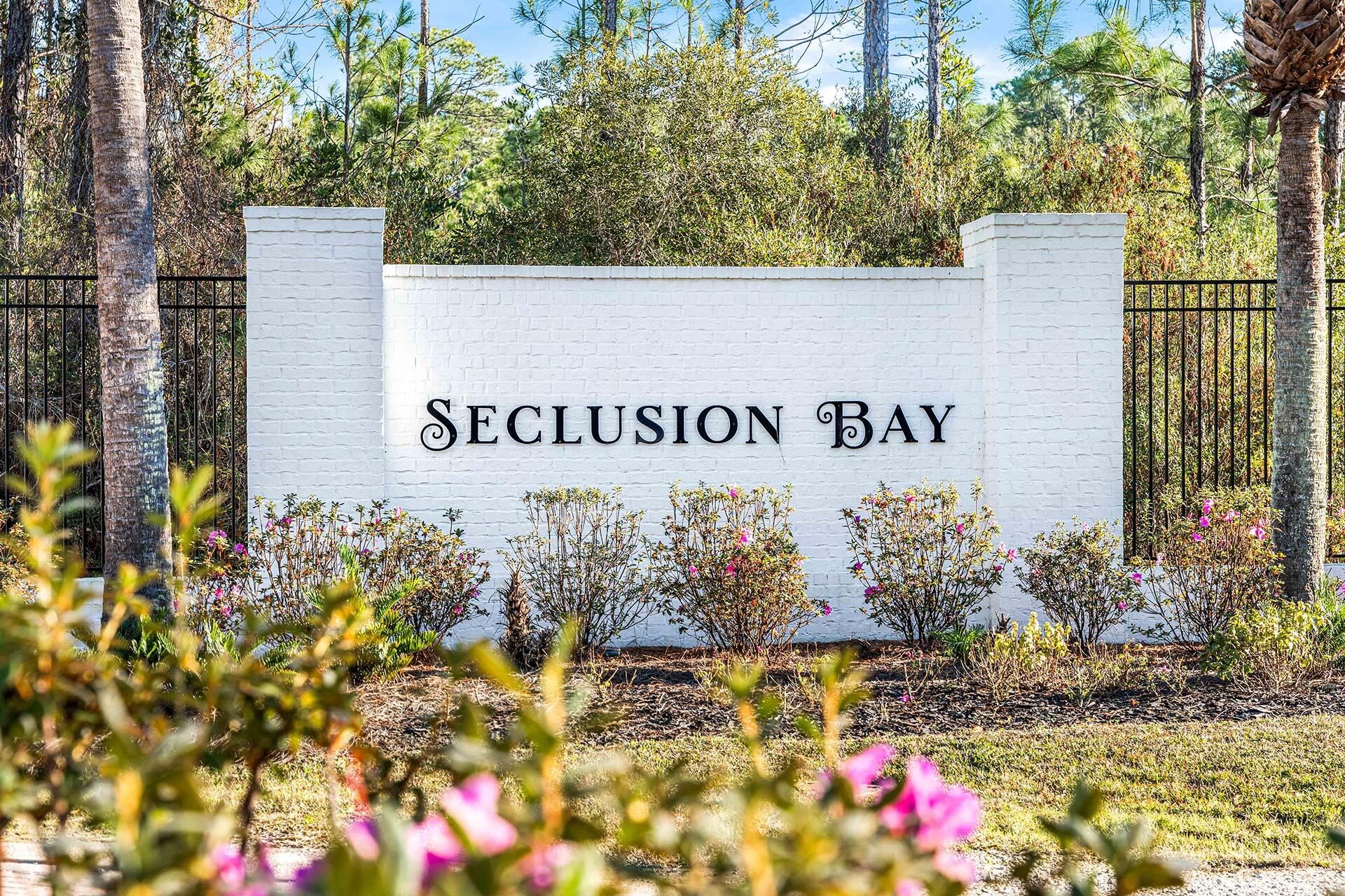 SECLUSION BAY - Residential