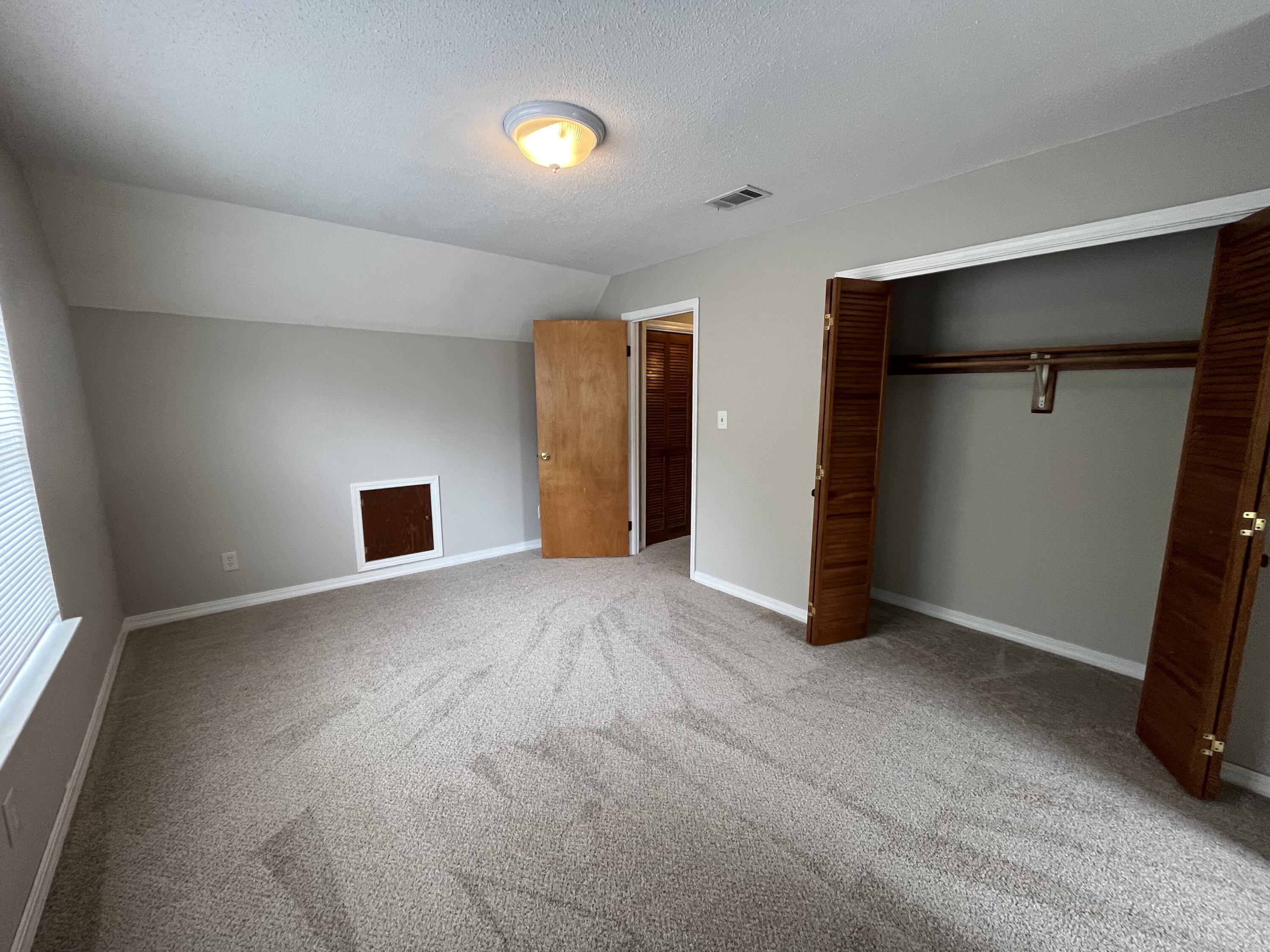 WILLOW BEND - Residential Lease