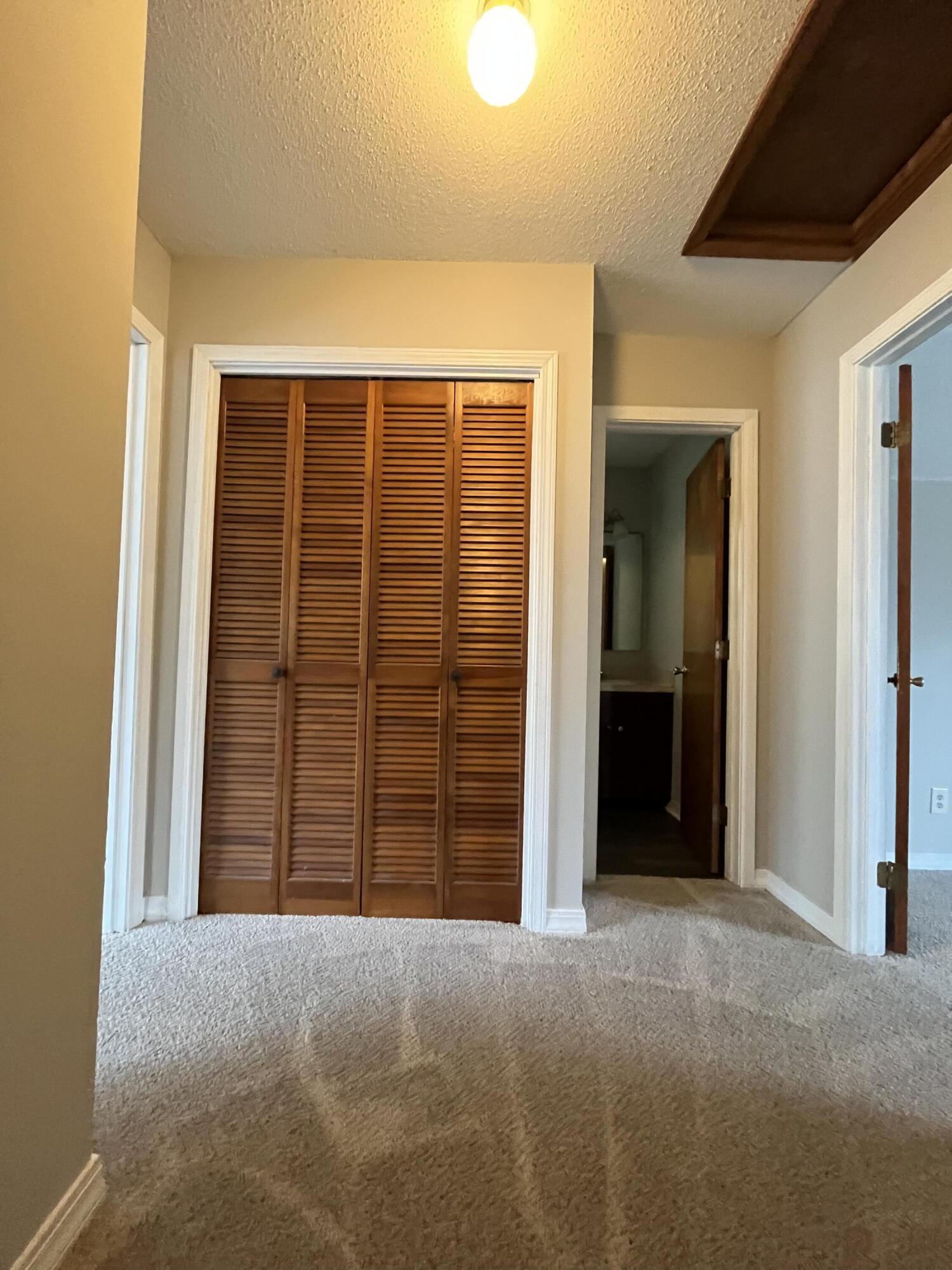 WILLOW BEND - Residential Lease