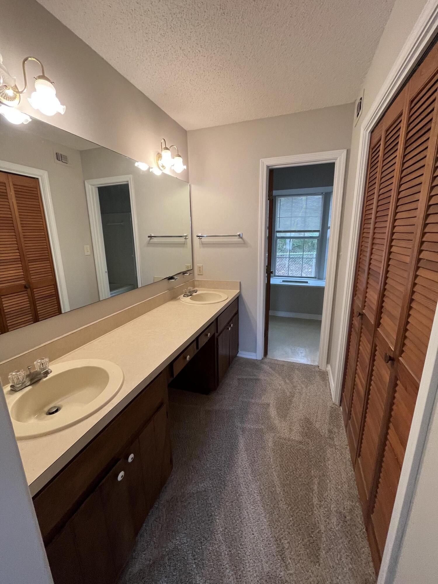 WILLOW BEND - Residential Lease