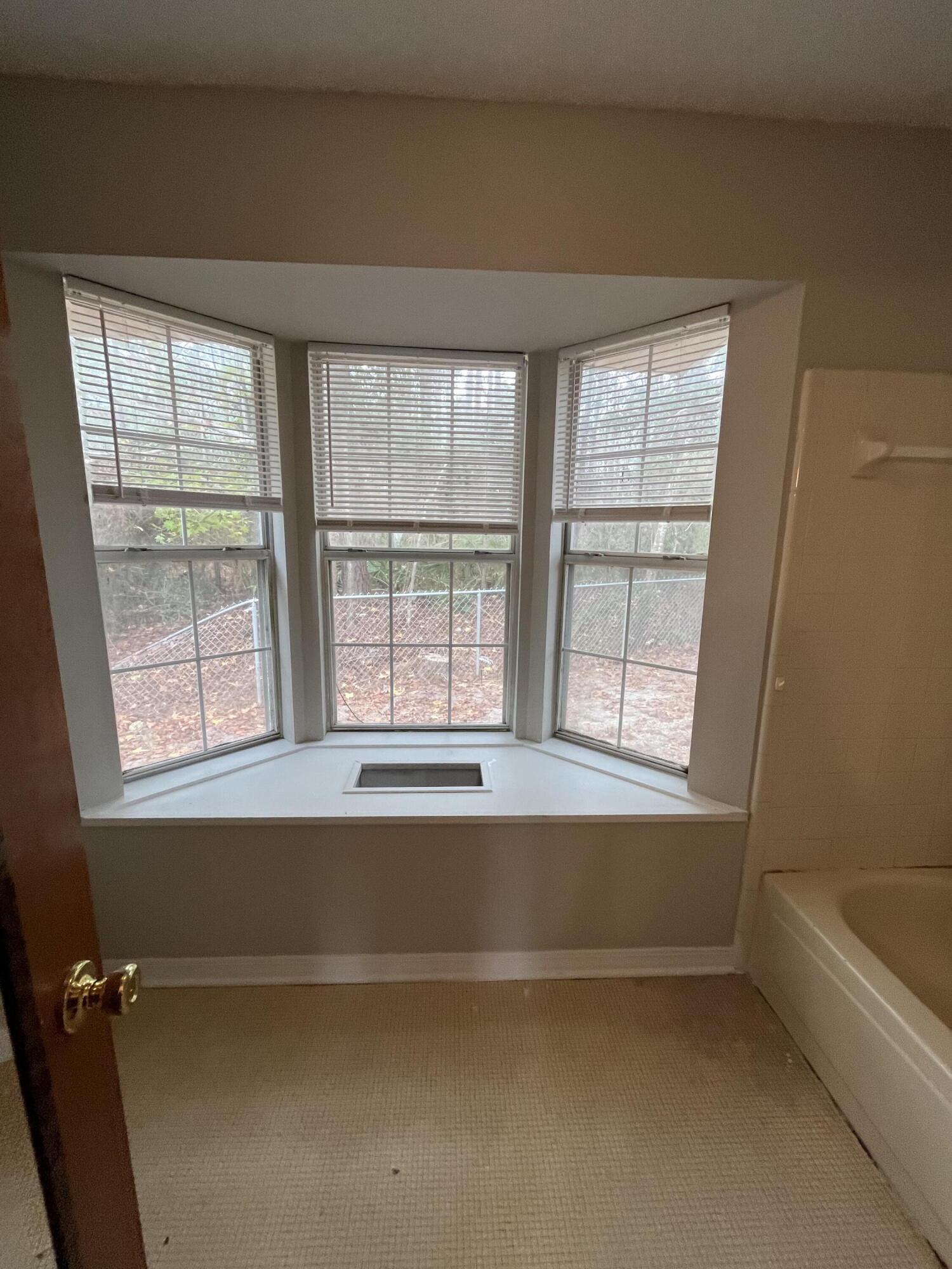 WILLOW BEND - Residential Lease